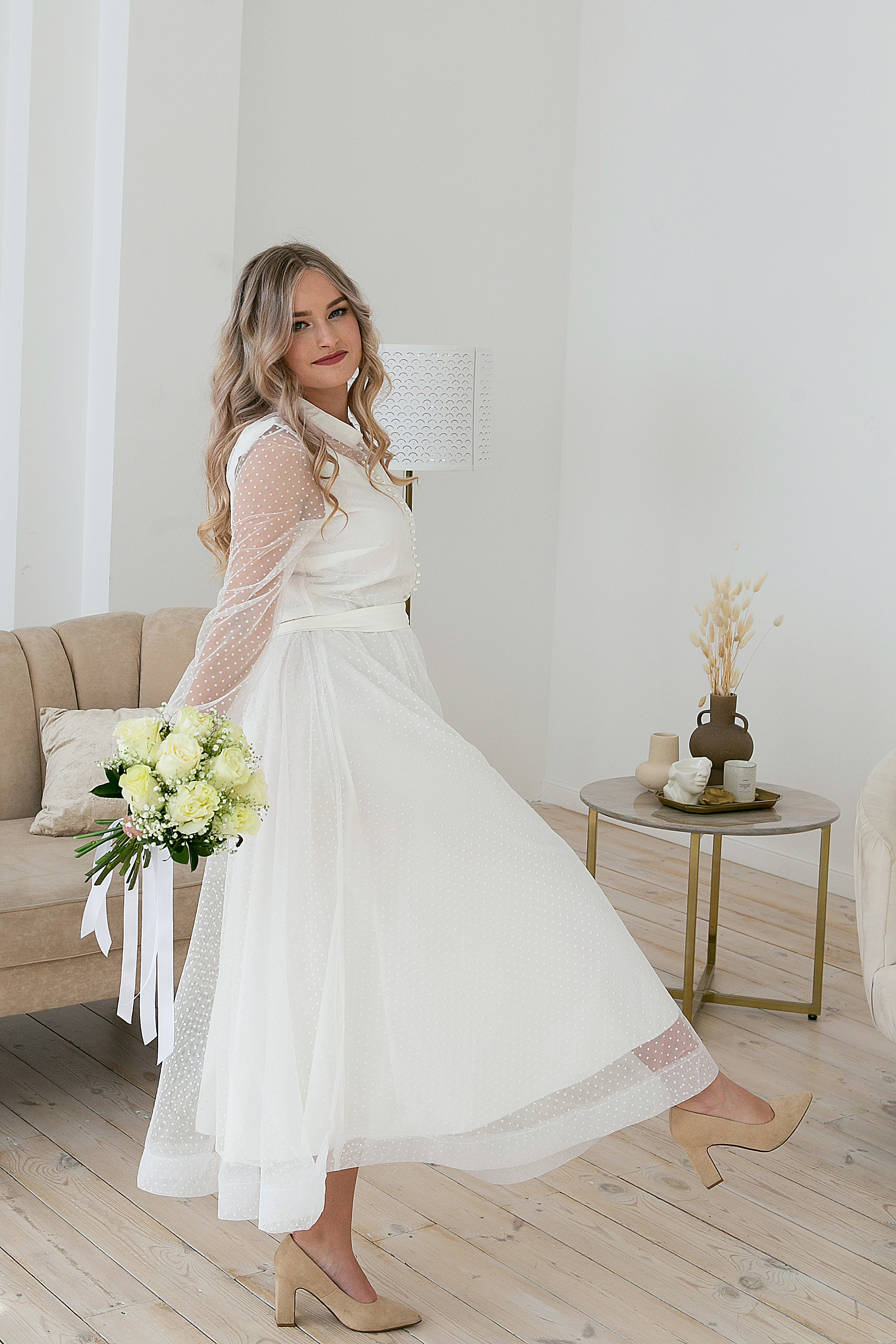 Свадебный фотограф в Омске. Счастливые моменты Вашей жизни. Фотограф Наталья Стаг в Омске. Фотографирую в разных стилях в разных студиях, а так же в школах и садах. Печатаю выпускные фотоальбомы