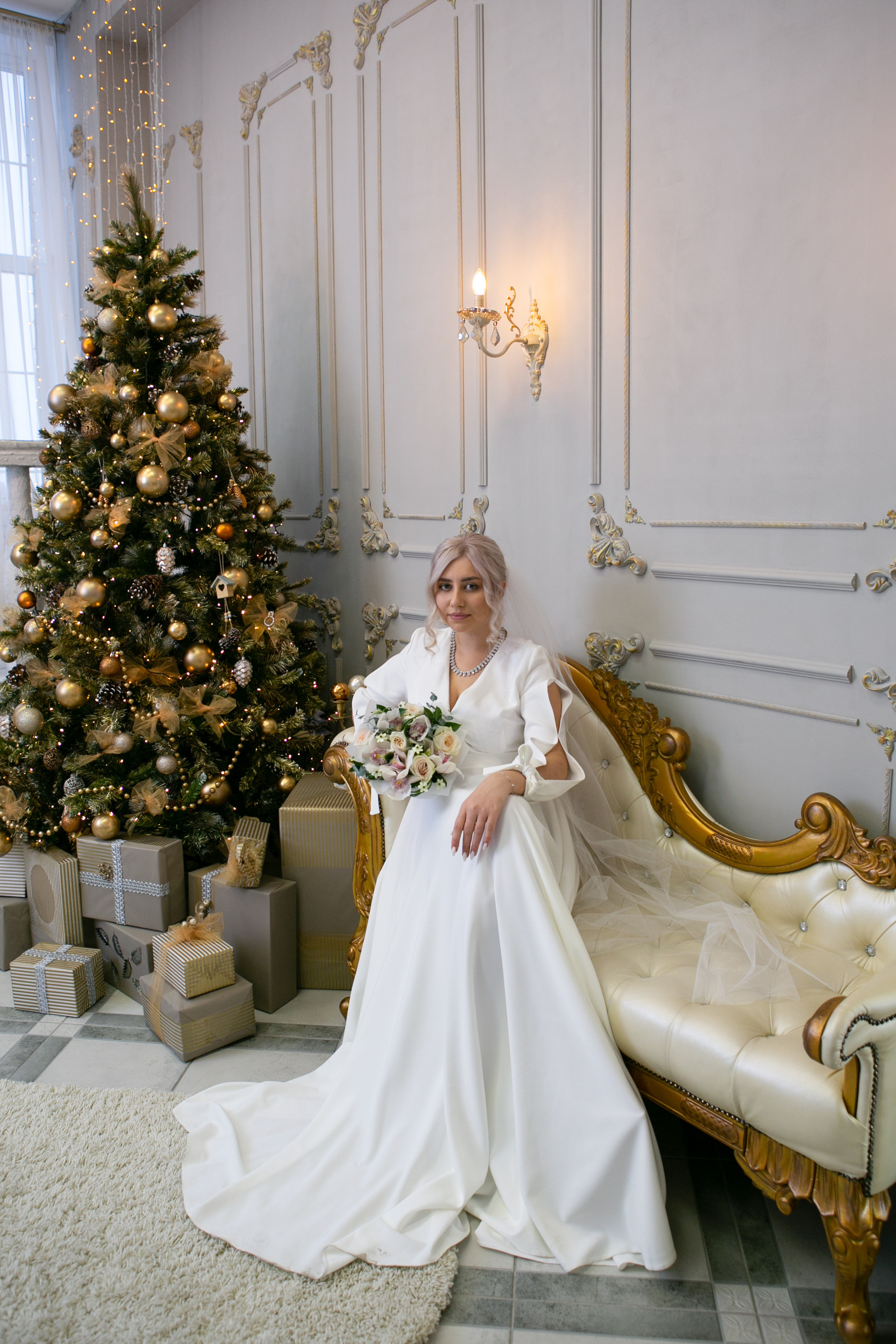 Свадебный фотограф в Омске. Счастливые моменты Вашей жизни. Фотограф Наталья Стаг в Омске. Фотографирую в разных стилях в разных студиях, а так же в школах и садах. Печатаю выпускные фотоальбомы