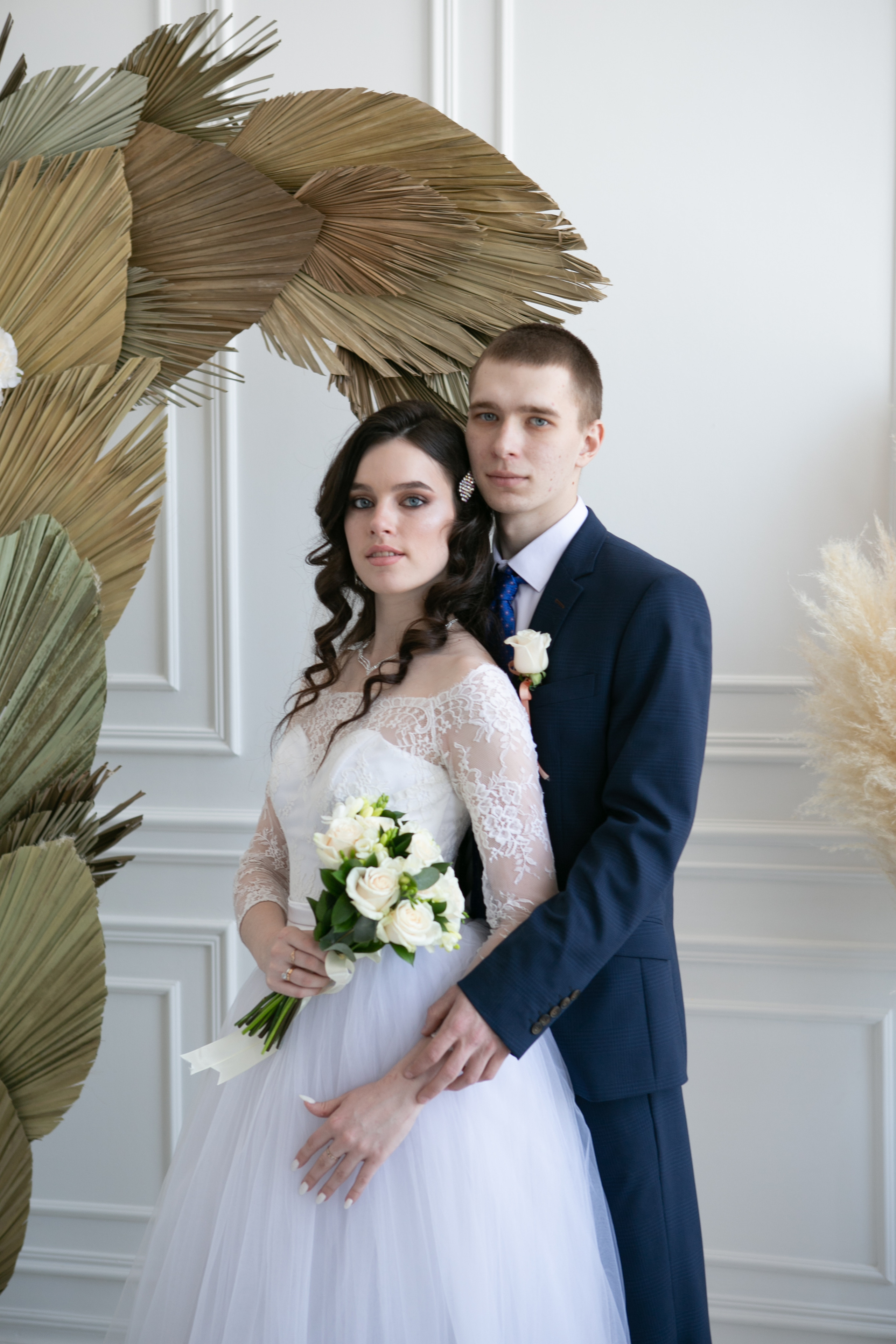 Свадебный фотограф в Омске. Счастливые моменты Вашей жизни. Фотограф Наталья Стаг в Омске. Фотографирую в разных стилях в разных студиях, а так же в школах и садах. Печатаю выпускные фотоальбомы