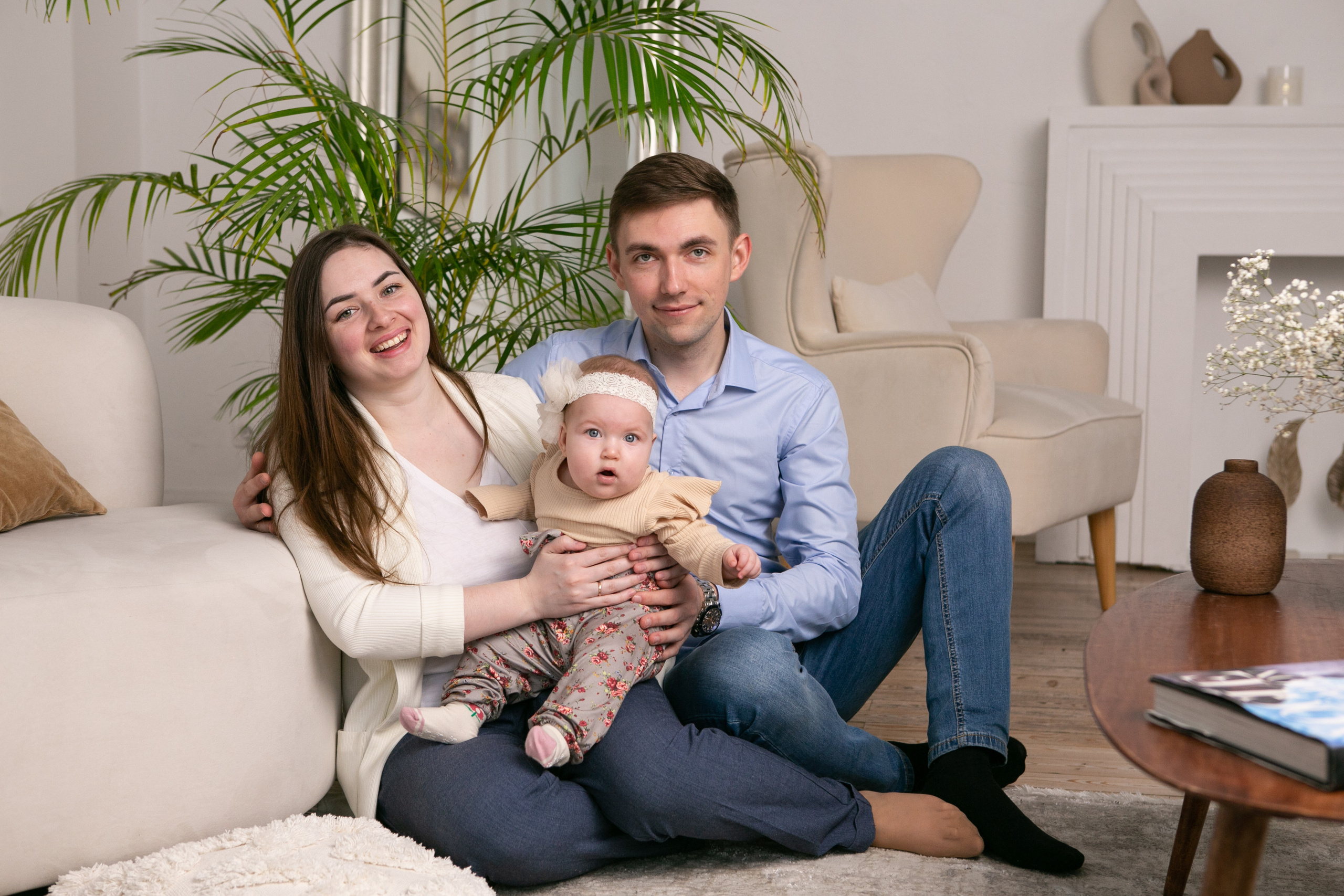 Наталья и Максим. Фотограф Наталья Стаг в Омске. Фотографирую в разных стилях в разных студиях, а так же в школах и садах. Печатаю выпускные фотоальбомы