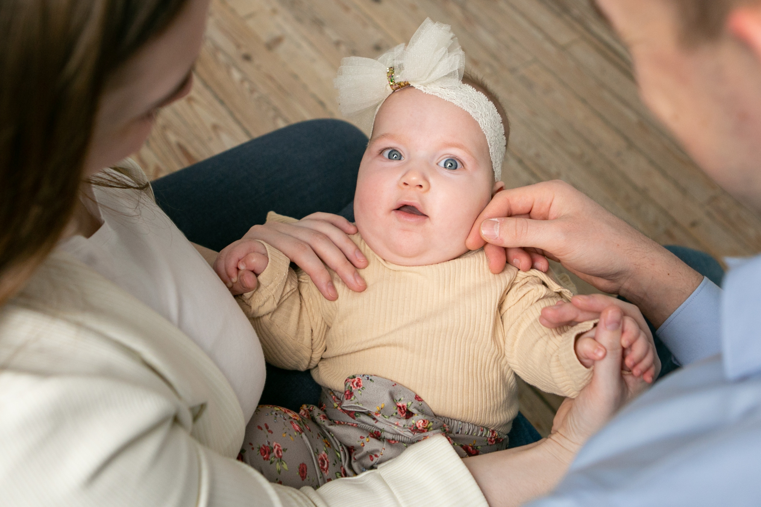 Наталья и Максим. Фотограф Наталья Стаг в Омске. Фотографирую в разных стилях в разных студиях, а так же в школах и садах. Печатаю выпускные фотоальбомы