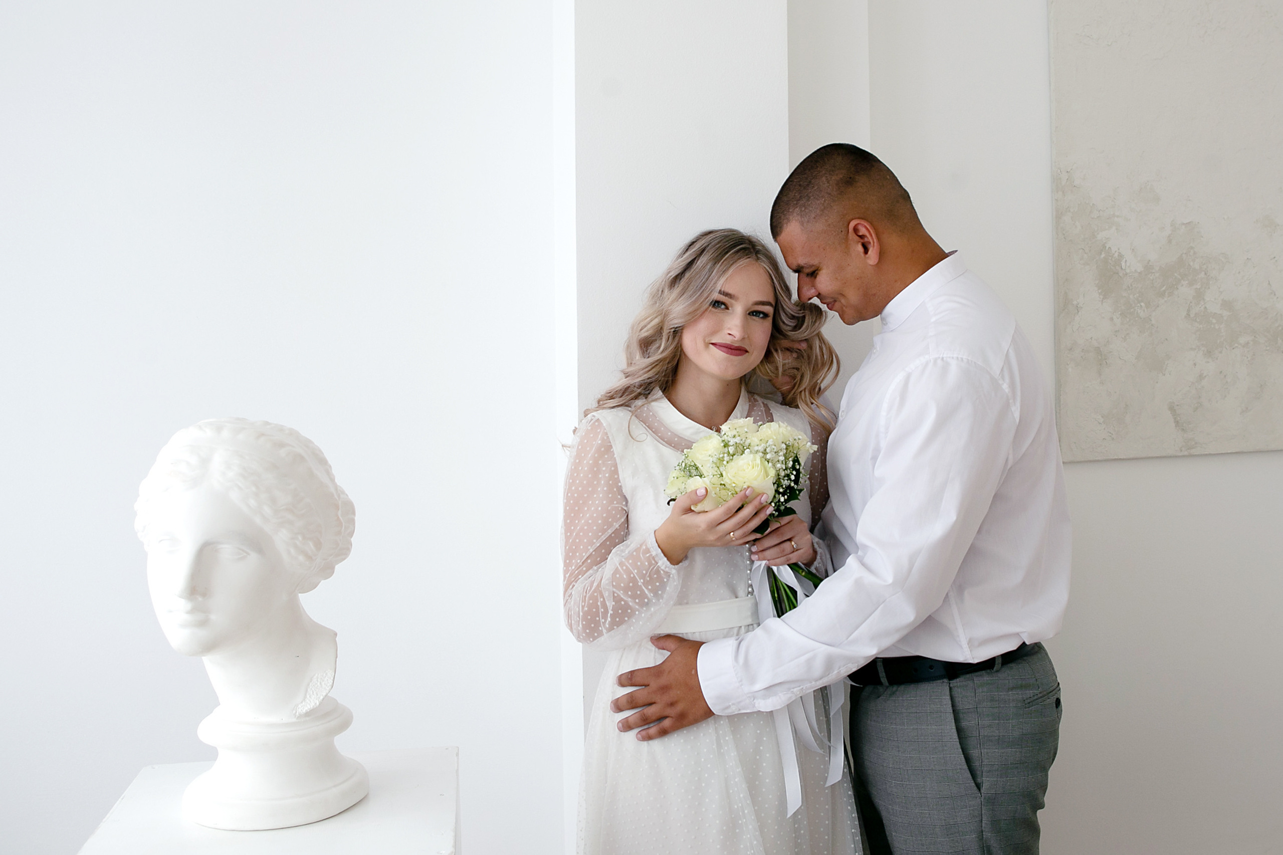 Свадебный фотограф в Омске. Счастливые моменты Вашей жизни. Фотограф Наталья Стаг в Омске. Фотографирую в разных стилях в разных студиях, а так же в школах и садах. Печатаю выпускные фотоальбомы