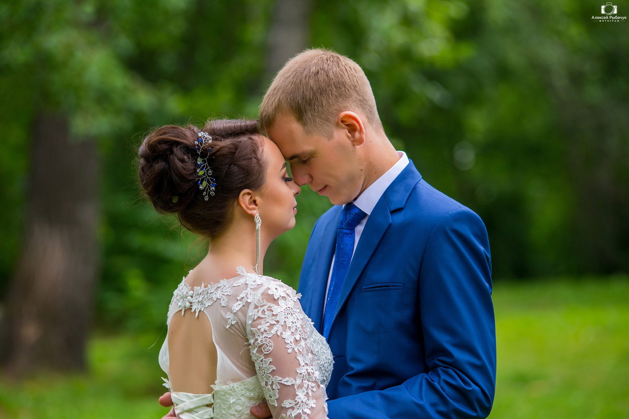 Фотосъемка ЗАГС в Икутске. Фотограф видеограф Иркутск фото видео студия Алексея Марамзина