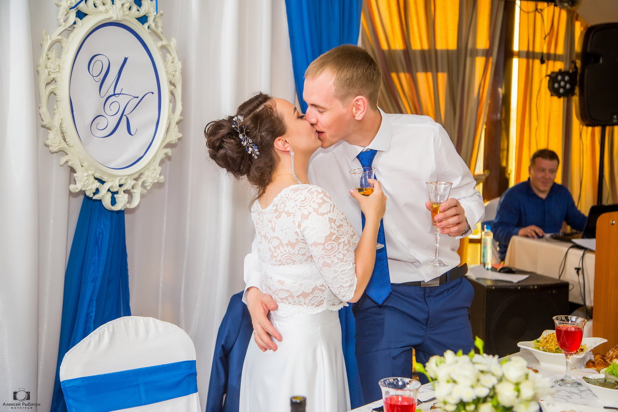 Фотосъемка ЗАГС в Икутске. Фотограф видеограф Иркутск фото видео студия Алексея Марамзина