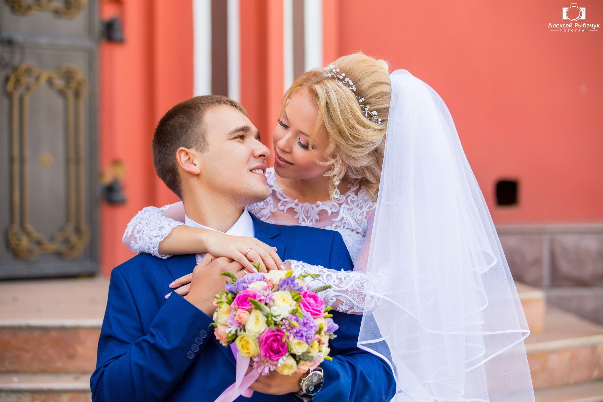 Осенние свадебные фотосессии в Иркутске. Фотограф видеограф Иркутск фото видео студия Алексея Марамзина