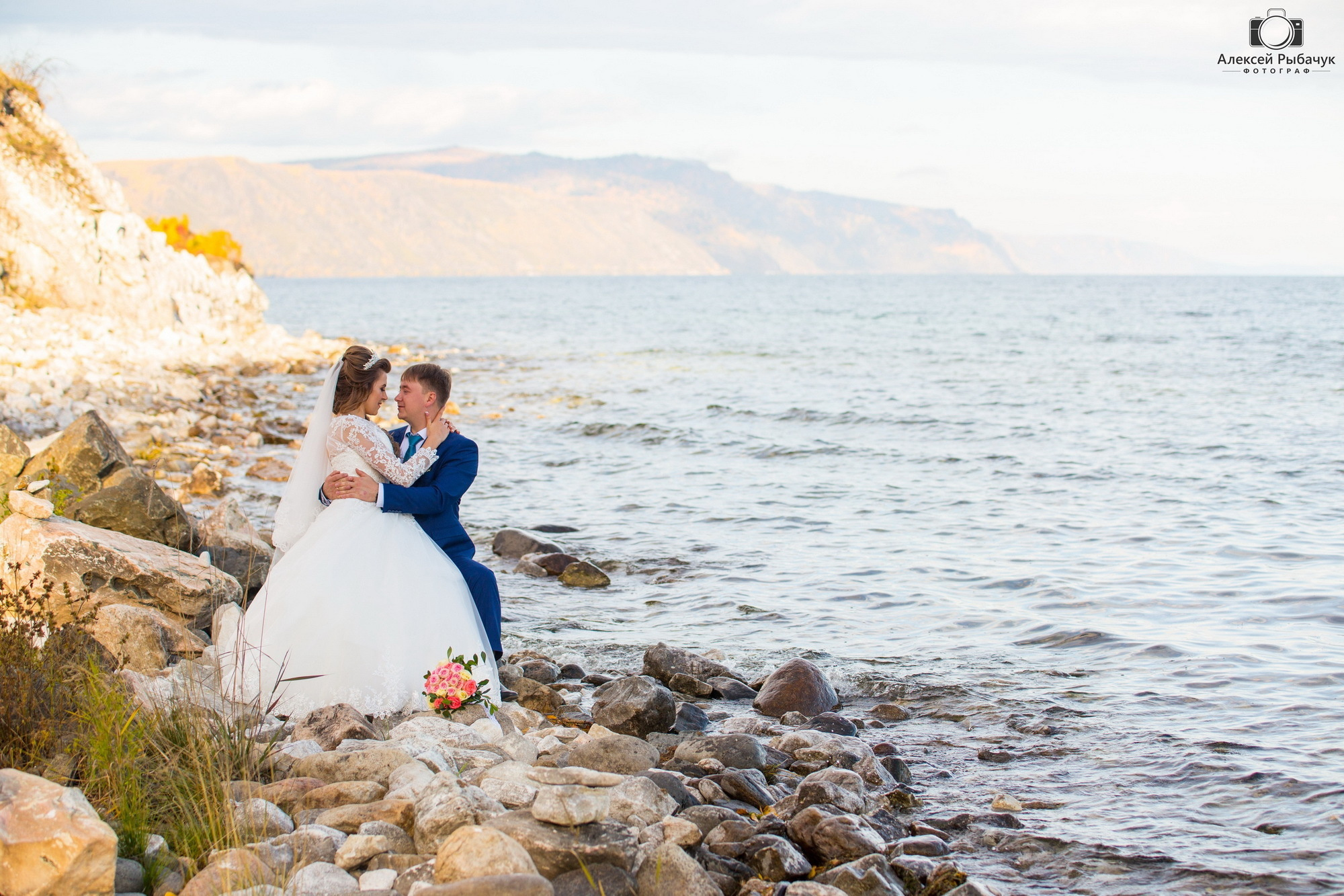 Осенние свадебные фотосессии в Иркутске. Фотограф видеограф Иркутск фото видео студия Алексея Марамзина