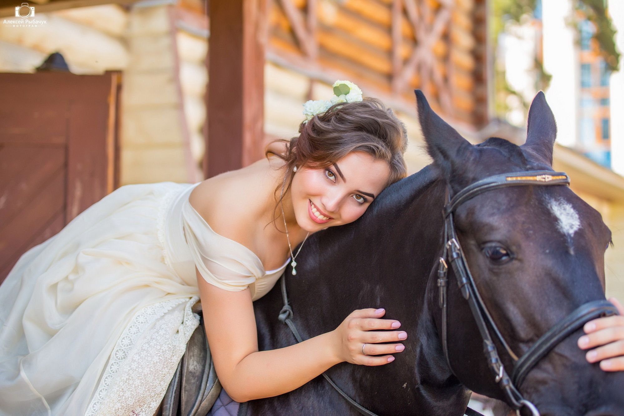 Свадебная фотосессия на Байкале. Фотограф видеограф Иркутск фото видео студия Алексея Марамзина