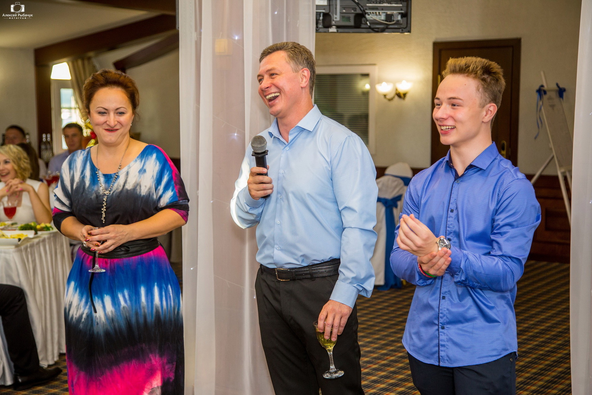 Фотосъемка ЗАГС в Икутске. Фотограф видеограф Иркутск фото видео студия Алексея Марамзина