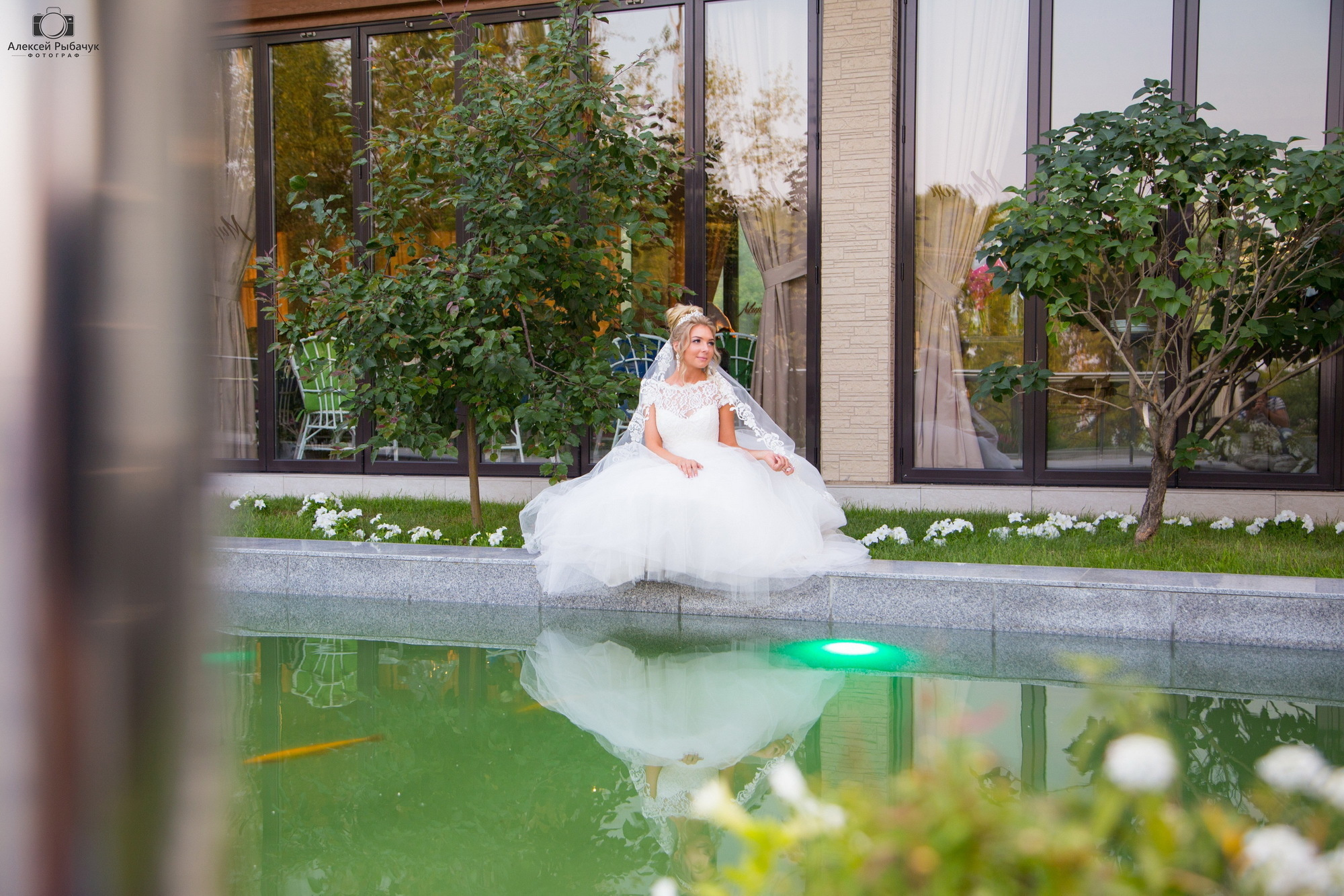 Свадебная фотосессия на природе в Иркутске. Фотограф видеограф Иркутск фото видео студия Алексея Марамзина