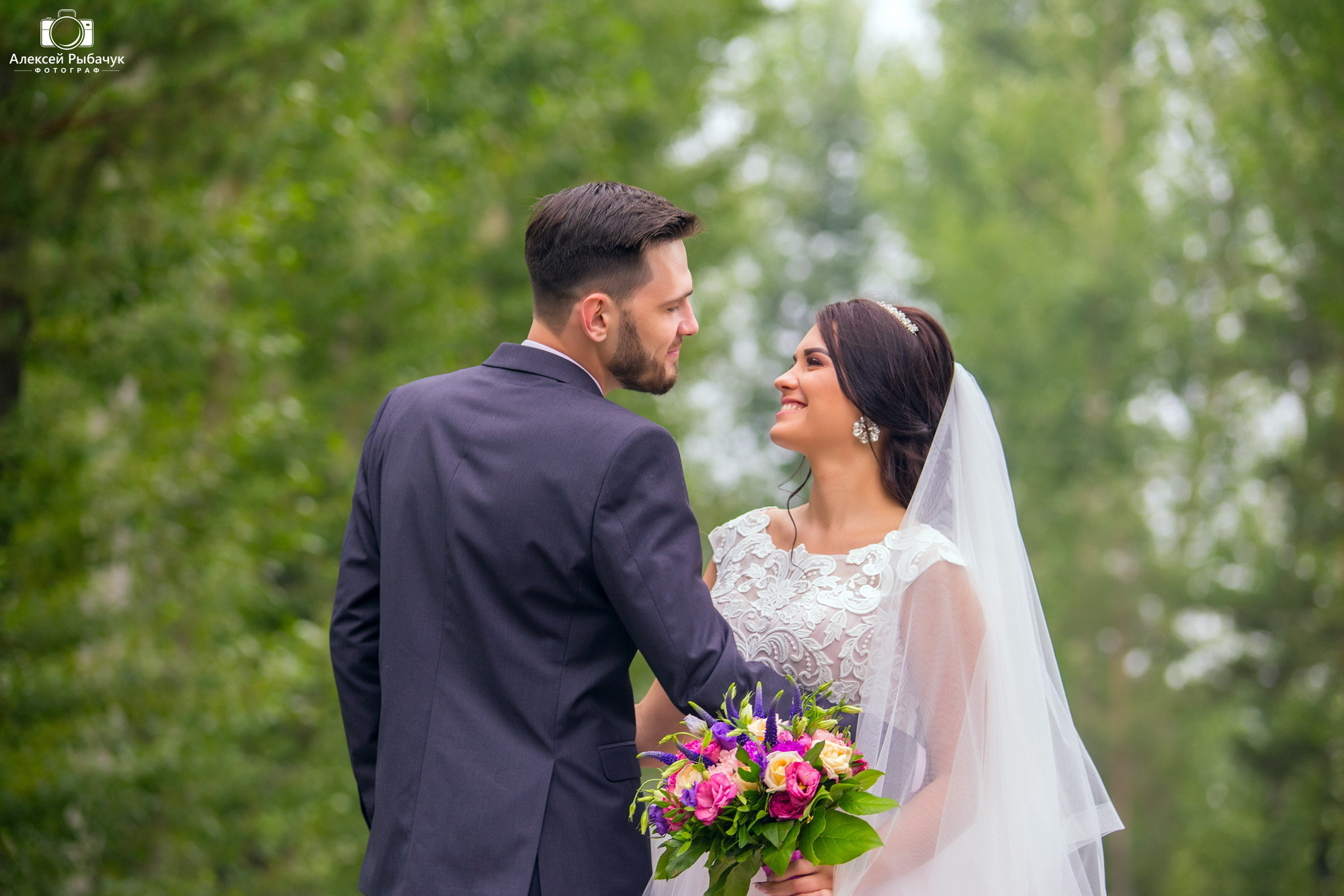 Свадебная фотосъемка. Фотограф видеограф Иркутск фото видео студия Алексея Марамзина