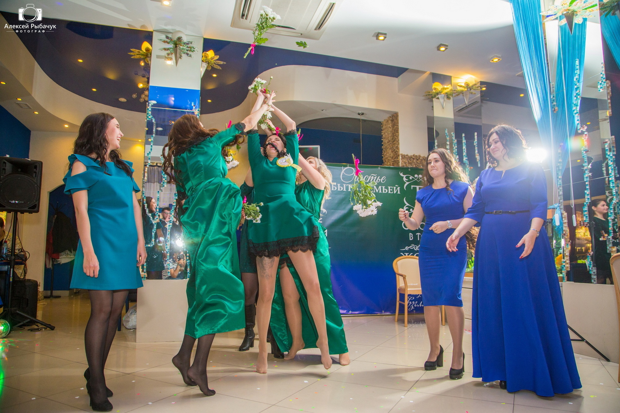 Осенние свадебные фотосессии в Иркутске. Фотограф видеограф Иркутск фото видео студия Алексея Марамзина