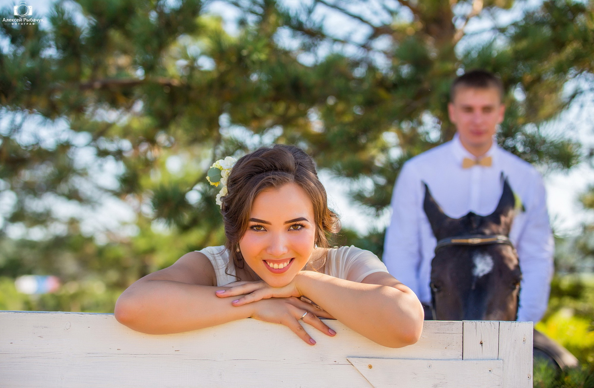 Свадебная фотосессия на Байкале. Фотограф видеограф Иркутск фото видео студия Алексея Марамзина