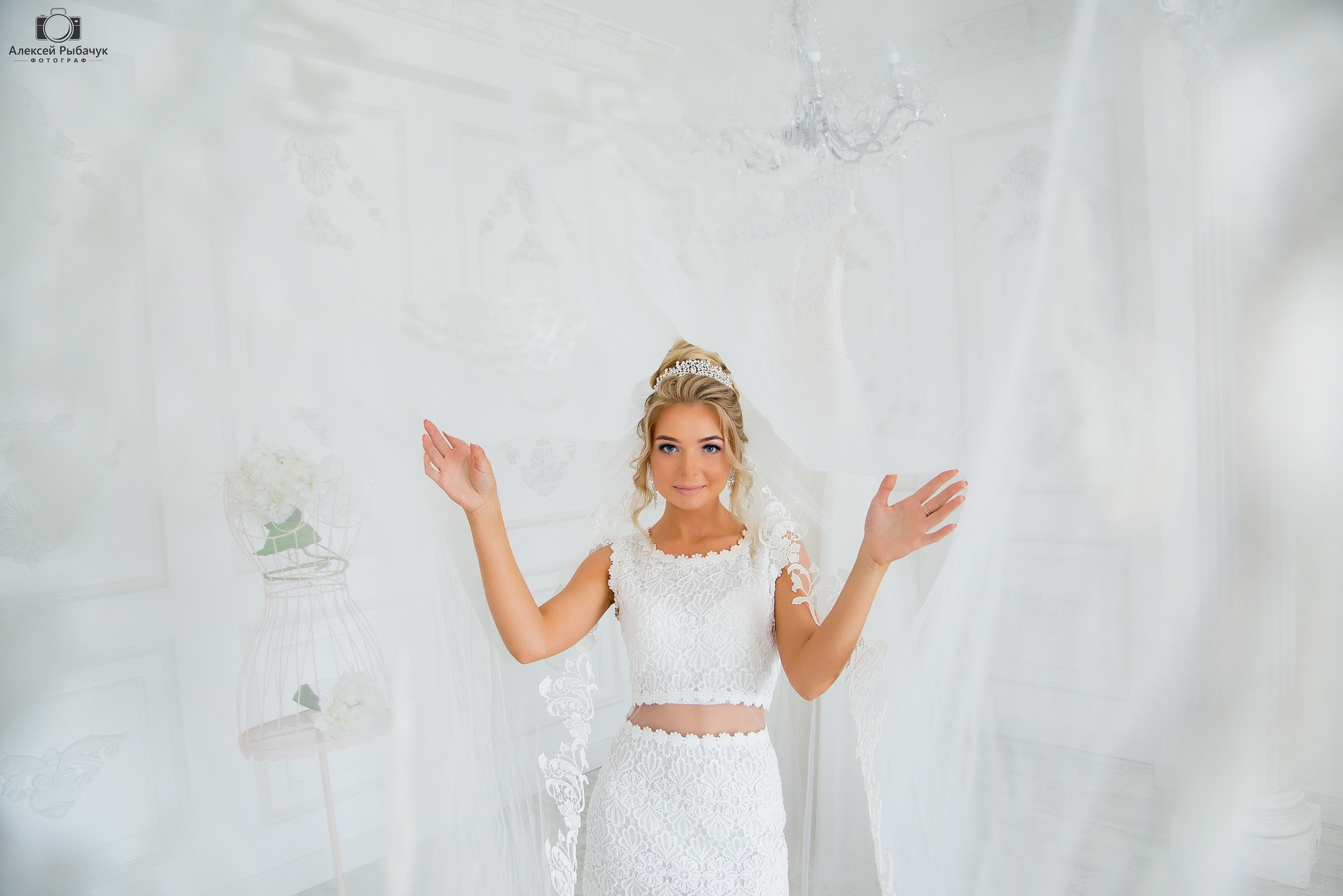 Свадебная фотосессия на природе в Иркутске. Фотограф видеограф Иркутск фото видео студия Алексея Марамзина