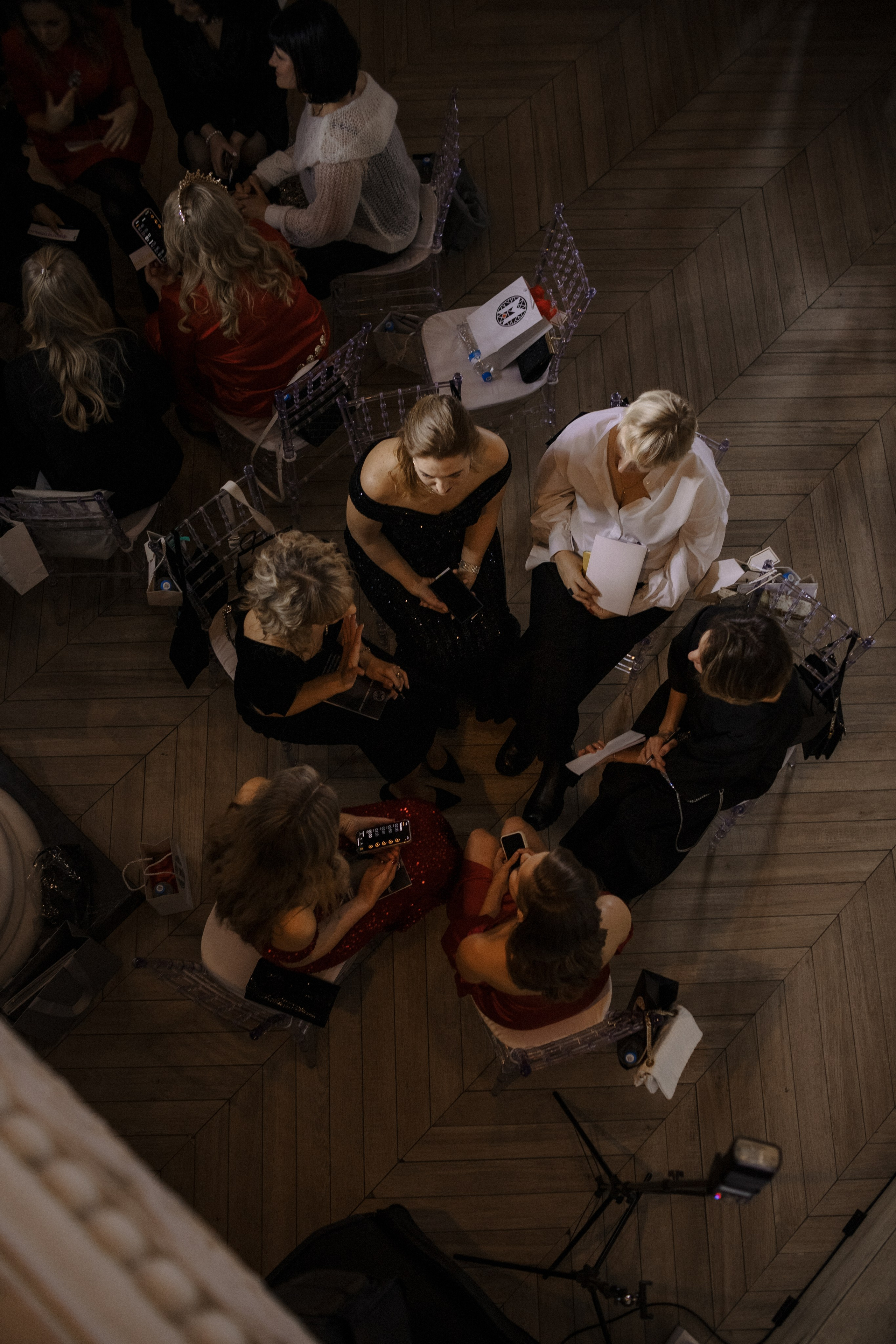 Бал-нетворкинг «Ход Королевы» от сообщества «Код Публичности» (декабрь 2025, Калининград). Женский и семейный фотограф в Калининграде Надежда Подлипинская