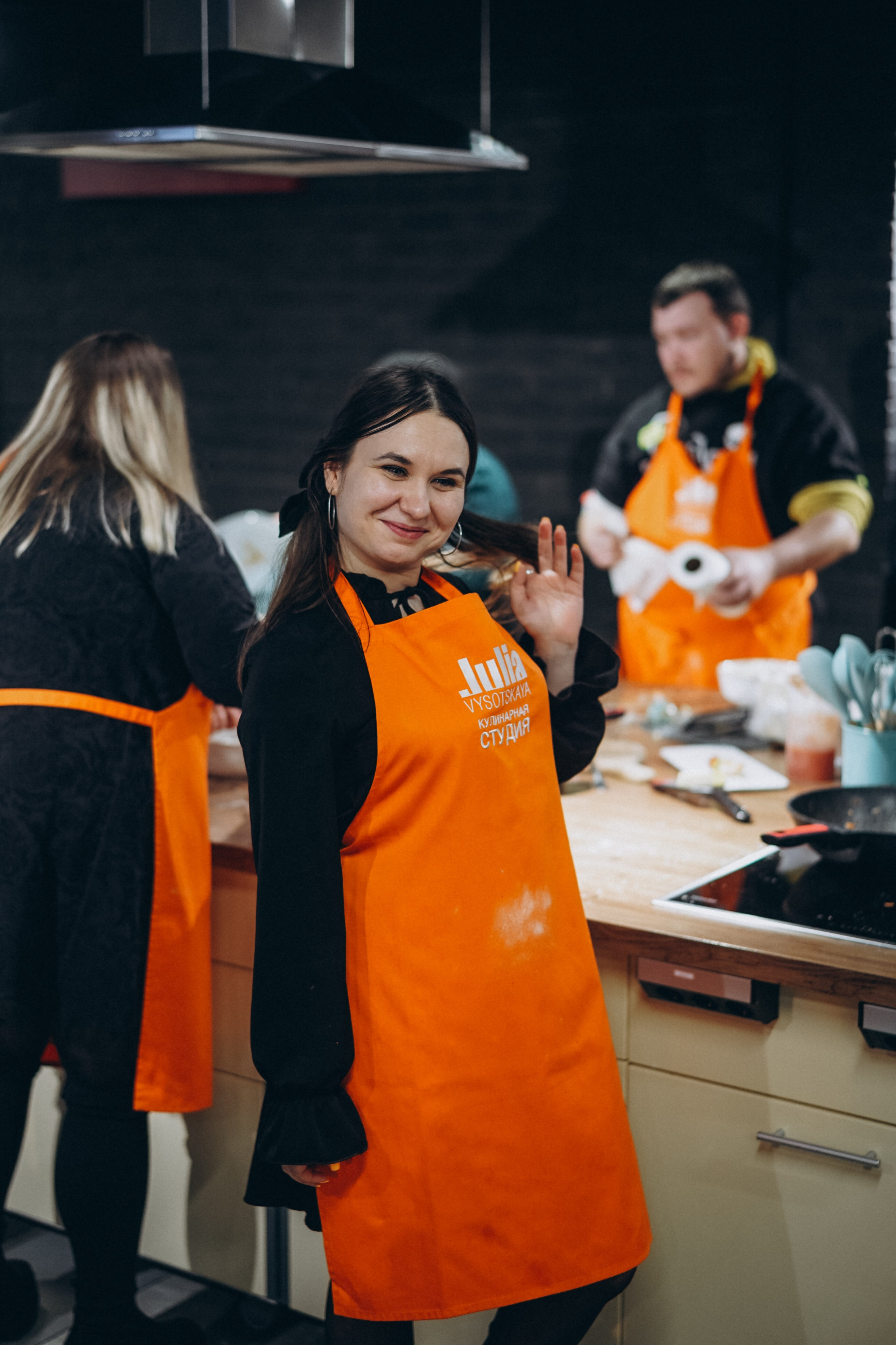 Репортаж с кулинарной студии Юлии Высоцкой. Портретный фотограф в Москве Илья Корненков
