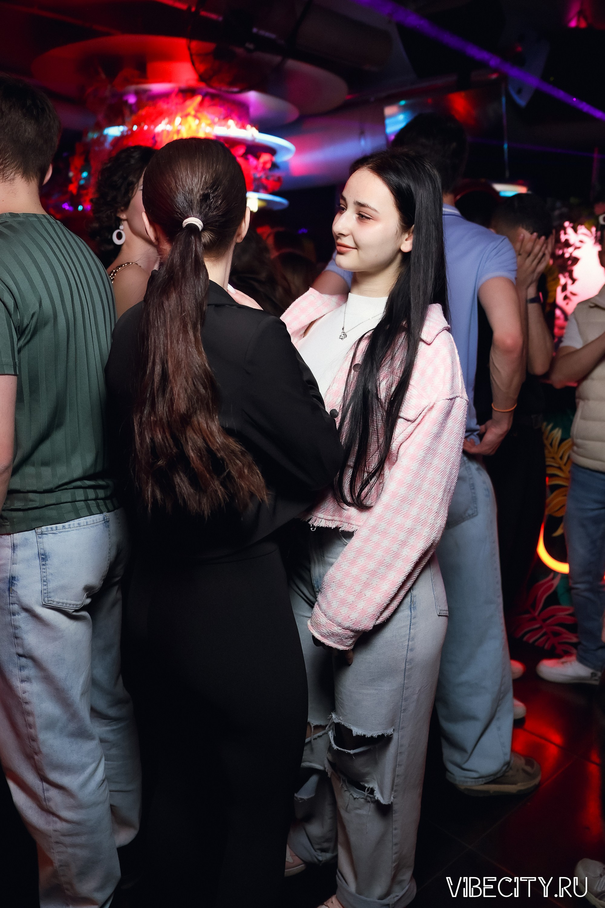 DOUBLE U. VIBECITY.RU Вайб Сити Ру Фоторепортажи Фотоотчеты Калининград