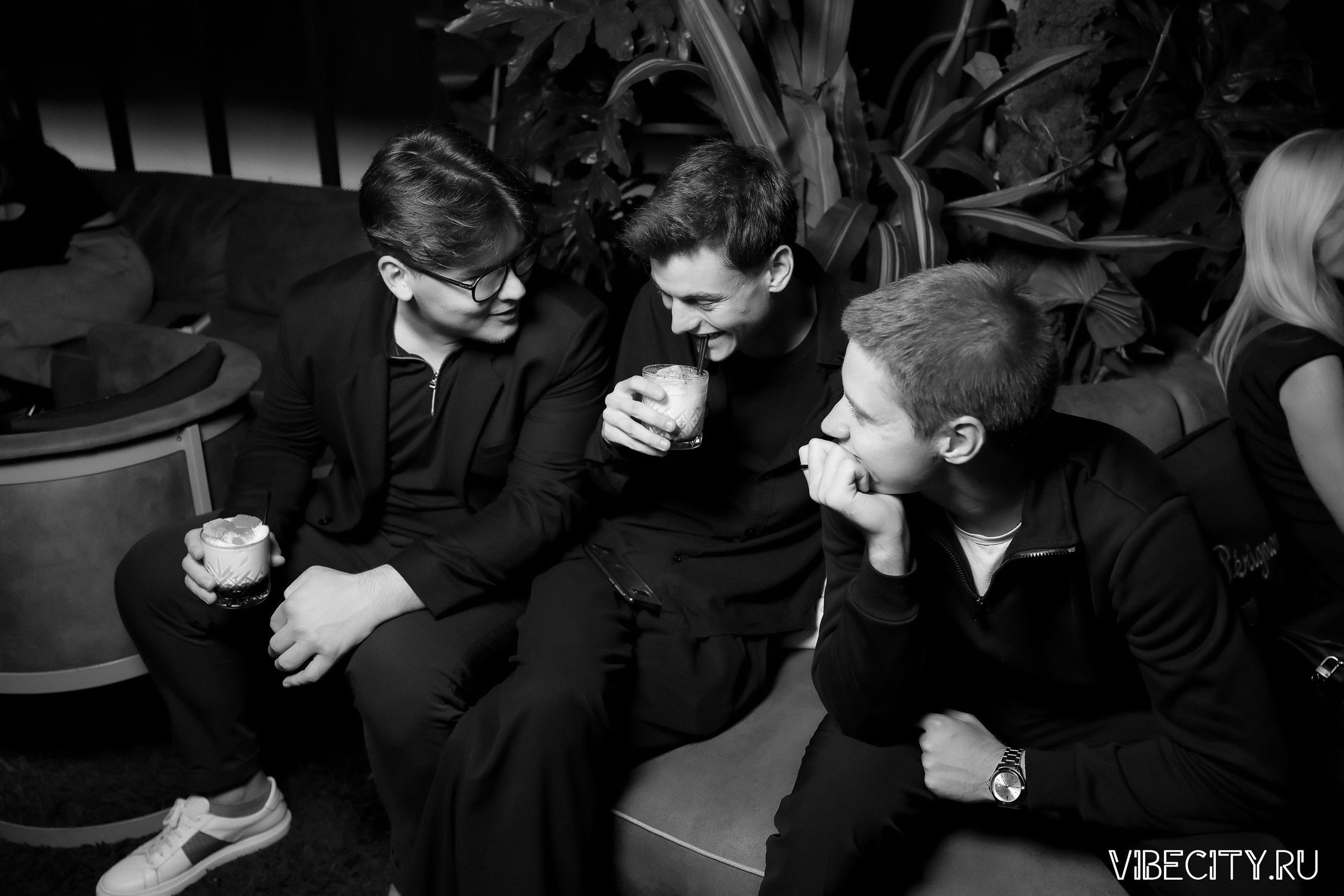 DOUBLE U. VIBECITY.RU Вайб Сити Ру Фоторепортажи Фотоотчеты Калининград