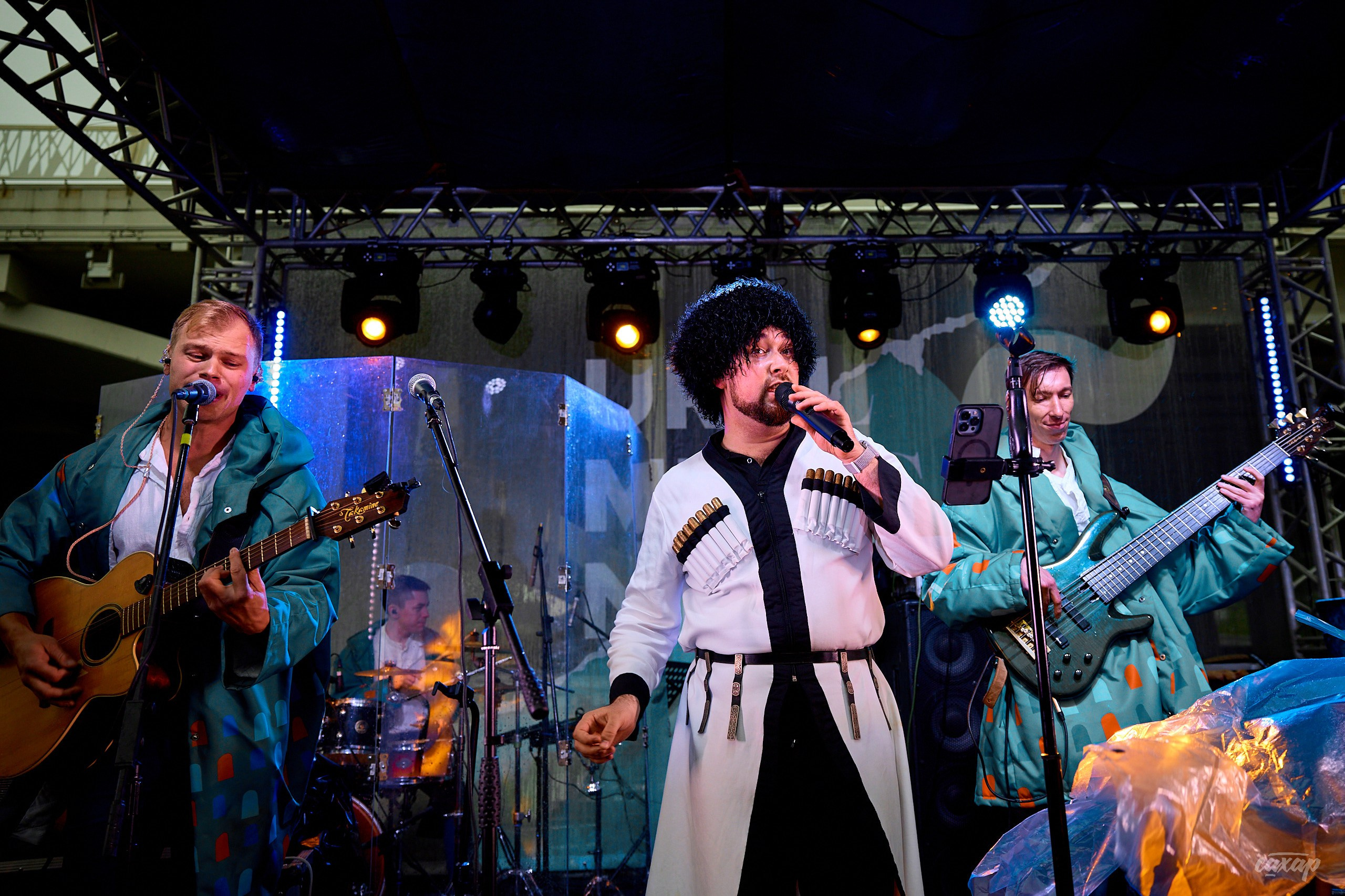 Фестивале Ural Music Night 2024. Профессиональный фотограф в Екатеринбурге Юра Сахар