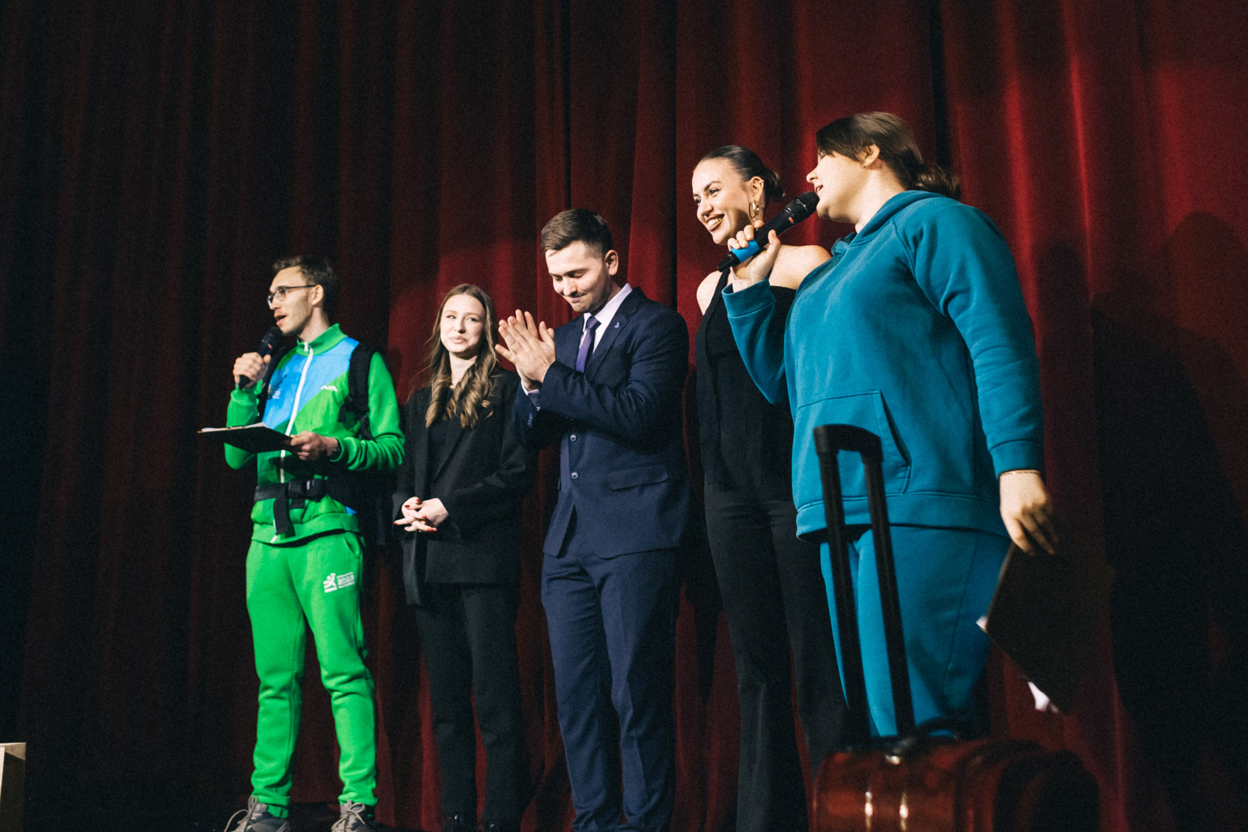 Первый снег — ИФИЯМ «Снежный ком». Фотограф Кемерово | Сергей