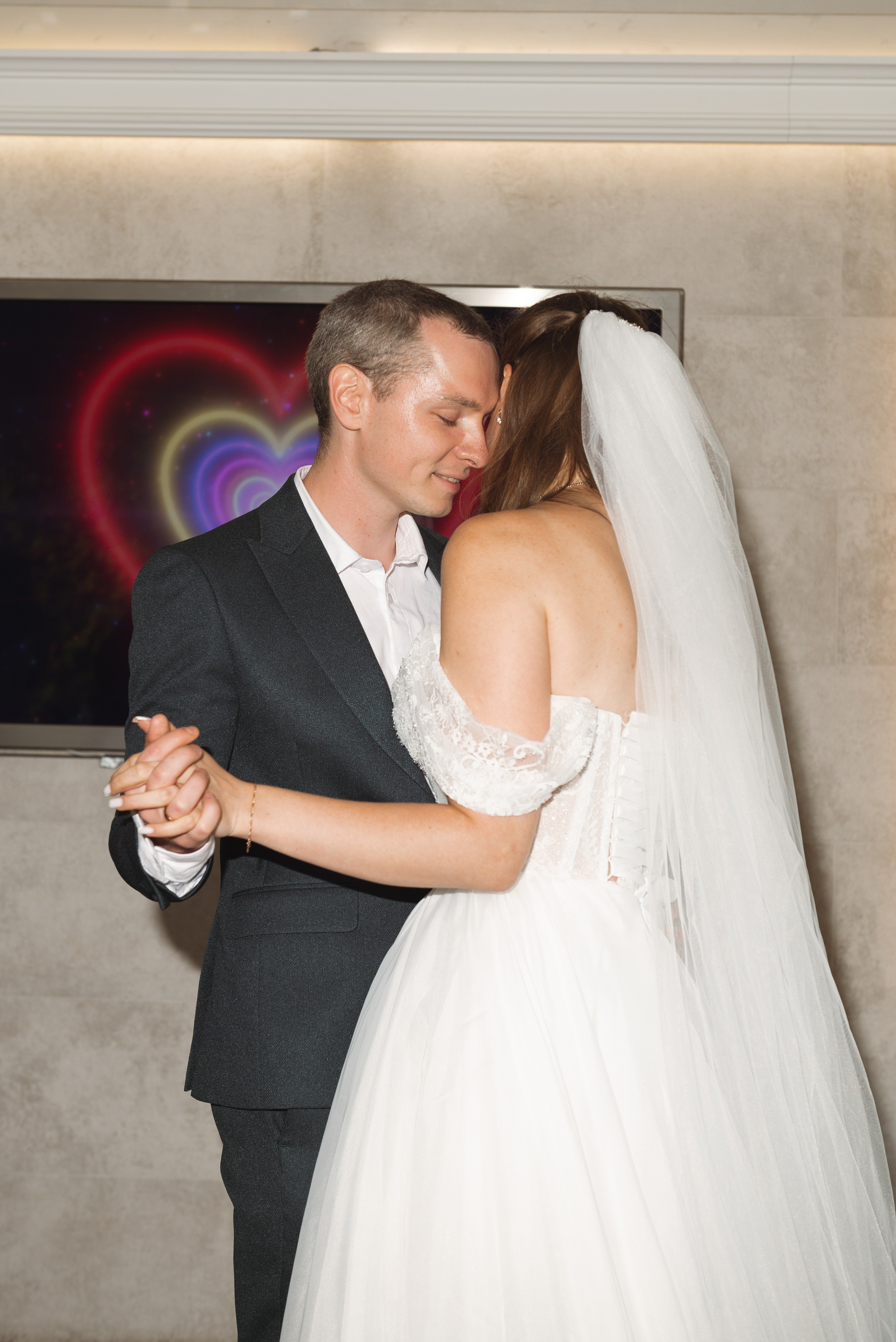 Свадьба в ЗаВидное. Фотограф Москва Настя Профотовна. Репортажные, свадебные и контент фотосессии