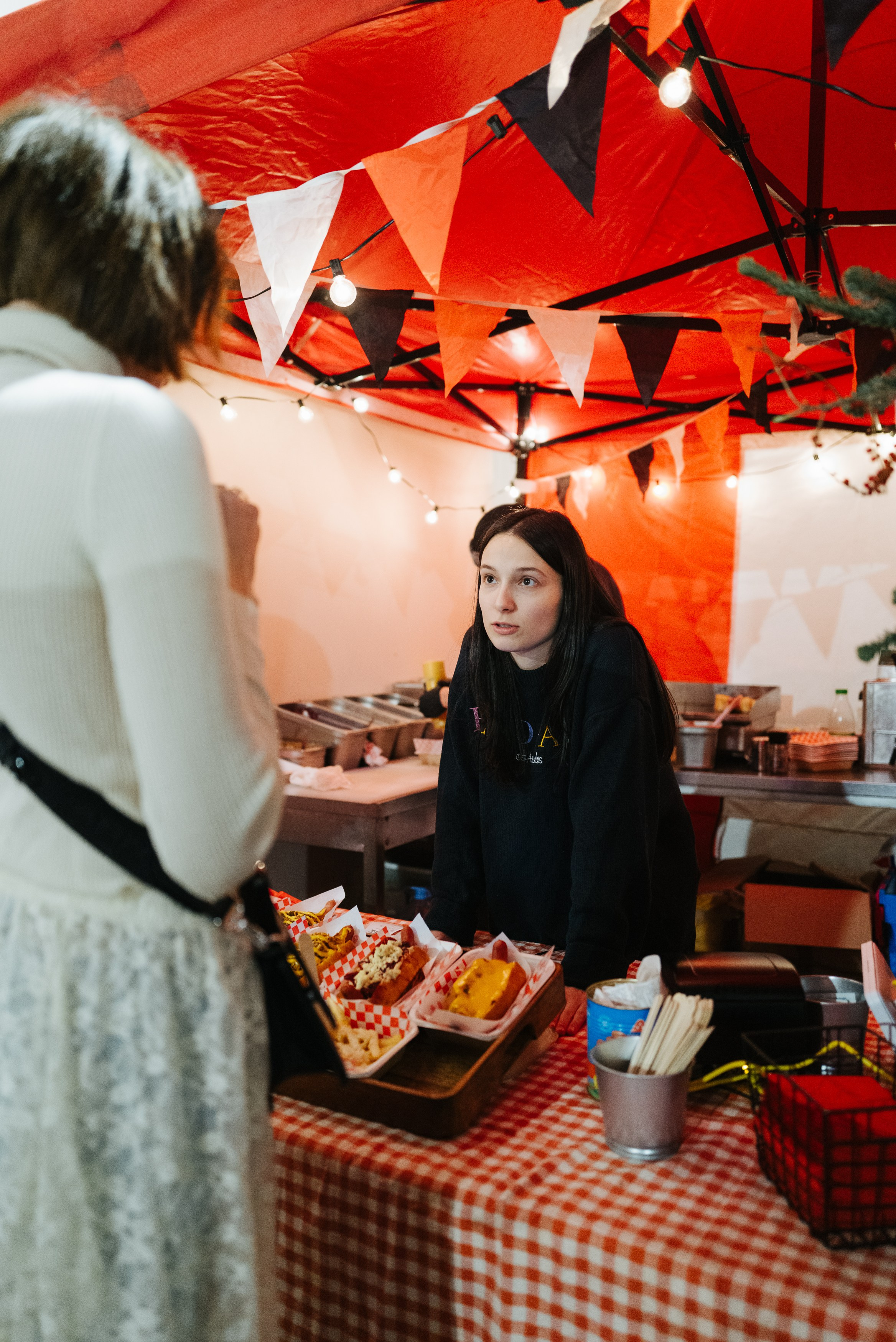 21 декабря 2024 в Типографии Сытина / фото Валерий Белобеев. Фотоотчеты «Ламбада-маркета»
