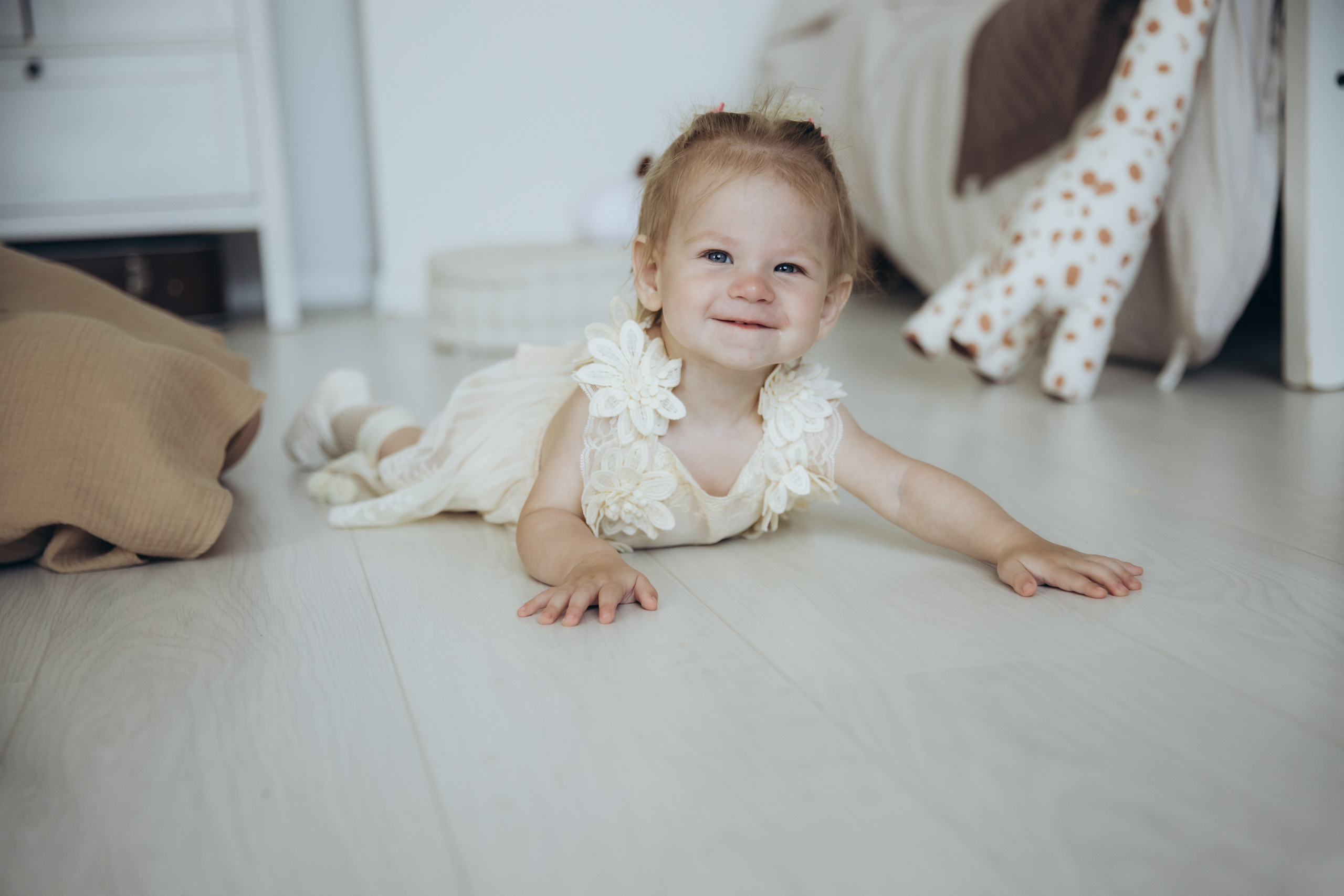 Полина с мамой. Фотограф на крещение в Рязани. Семейный фотограф