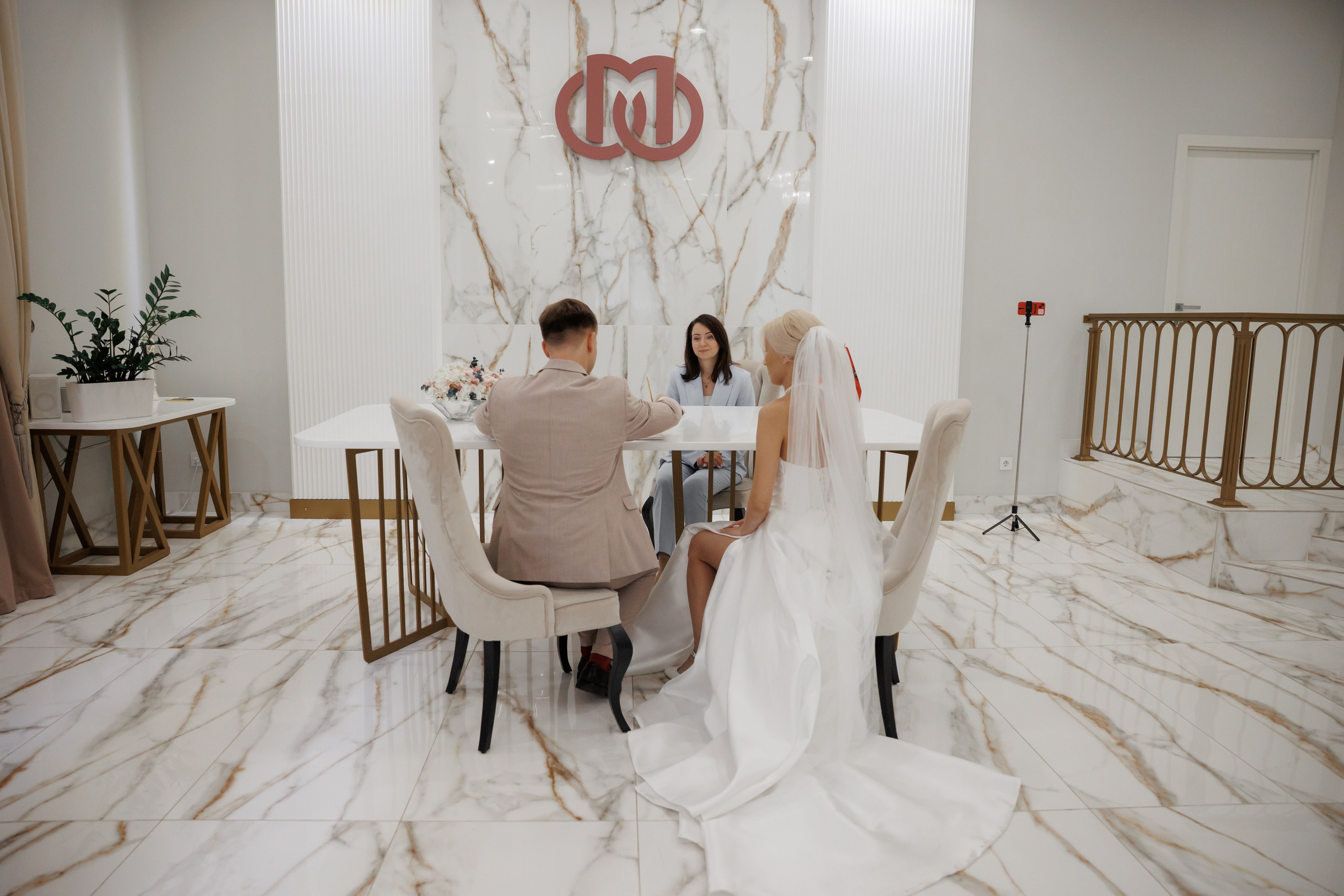 Отель «Милан», Шипиловский ЗАГС, прогулка в парке Царицыно. Свадебный и репортажный фотограф (Москва, Королев и другие)