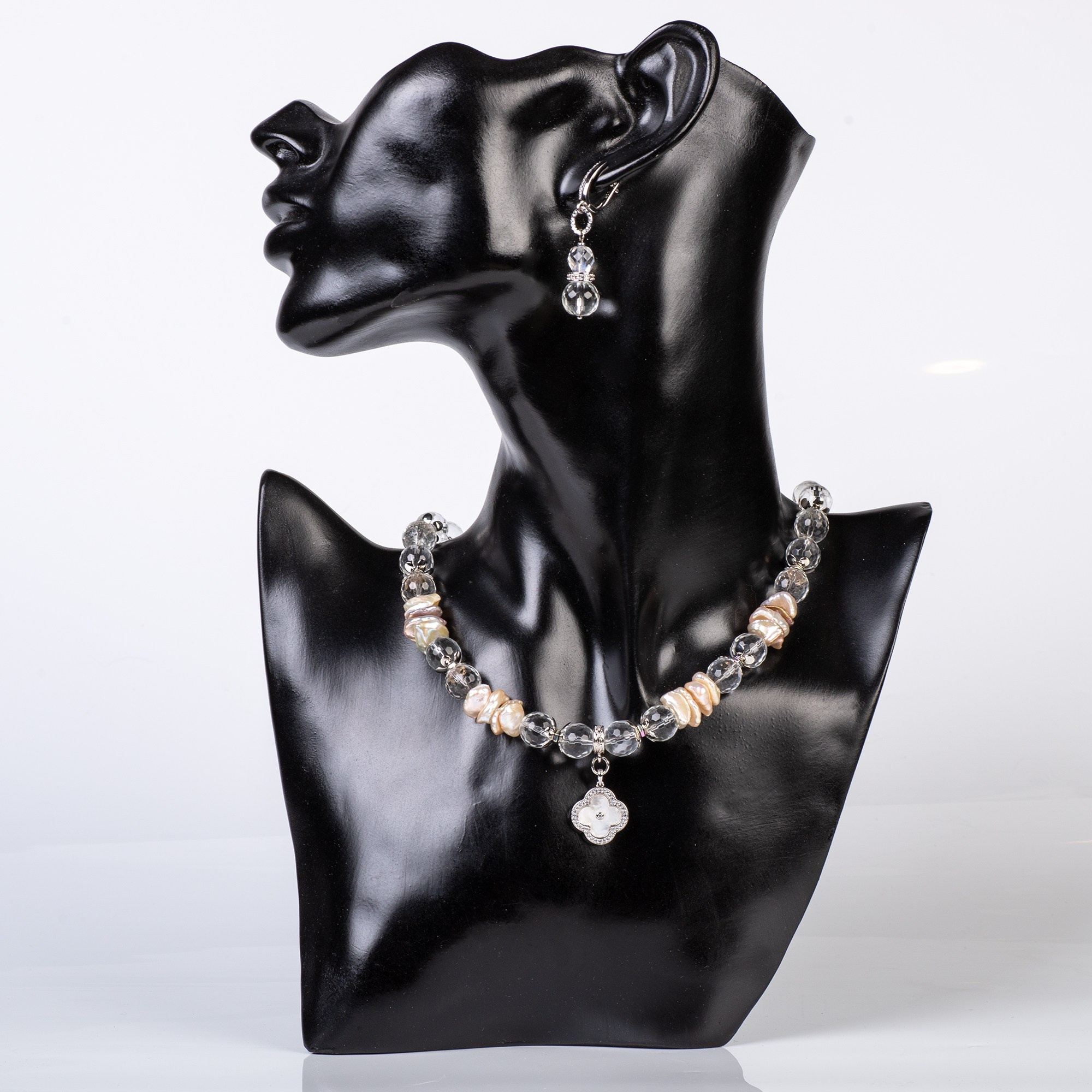 Бижутерия. Фотограф Юлия Зимина