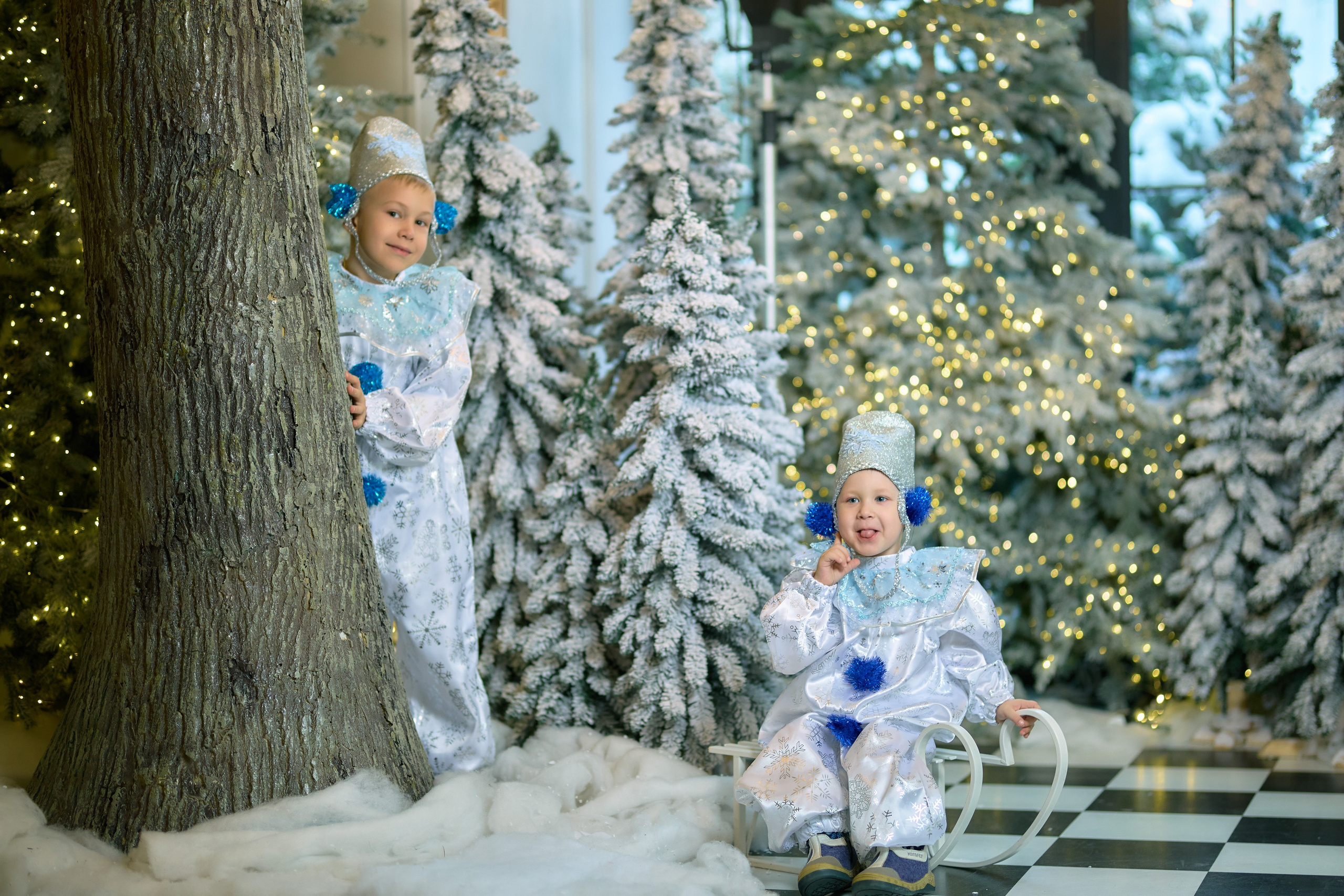 Семейная студийная новогодняя фотосессия. Владимир Суздалов (ProMaXe) — Портретный фотограф, тематические фотосессии в Чебоксарах