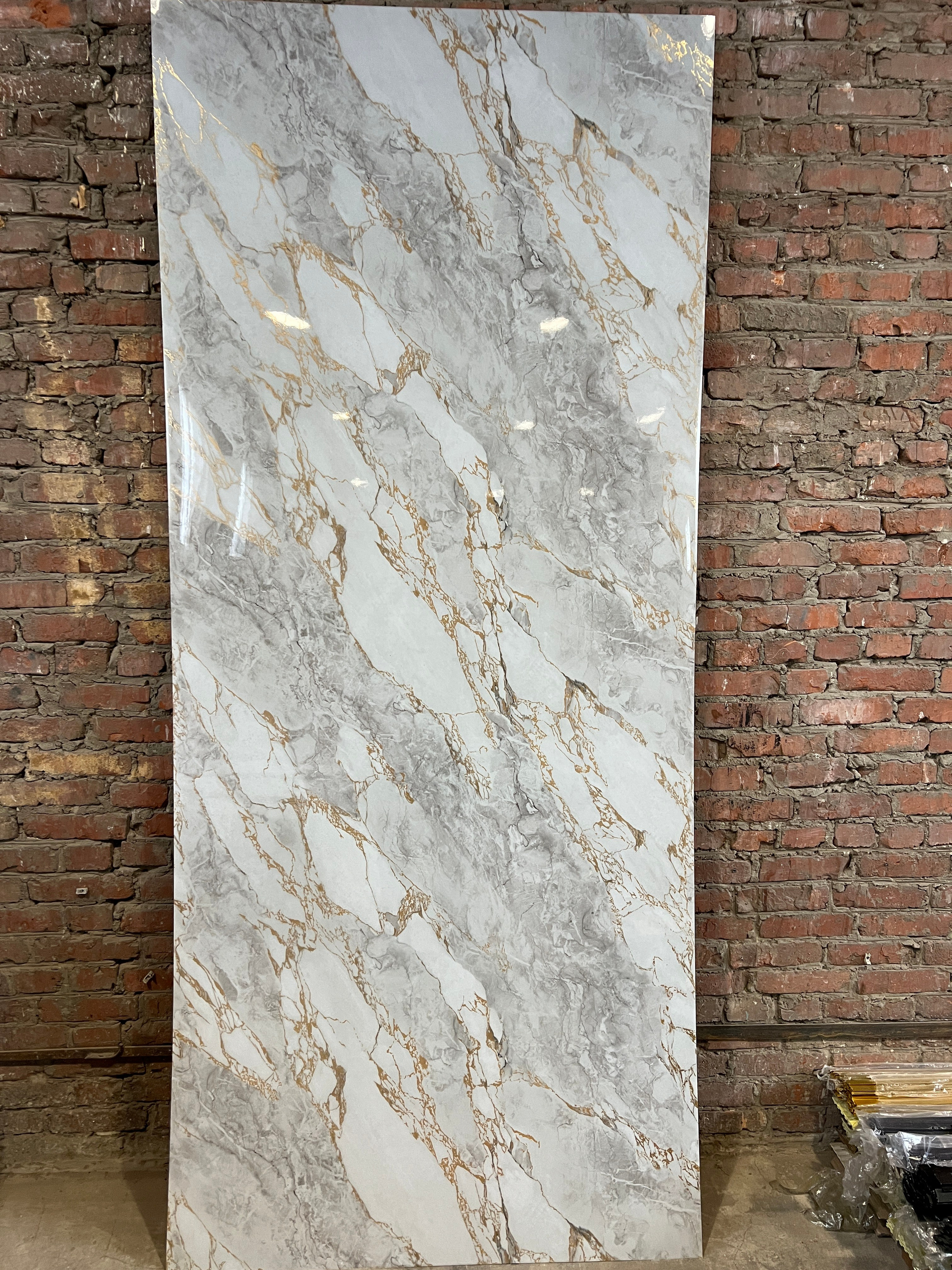 Гибкий мрамор глянцевый