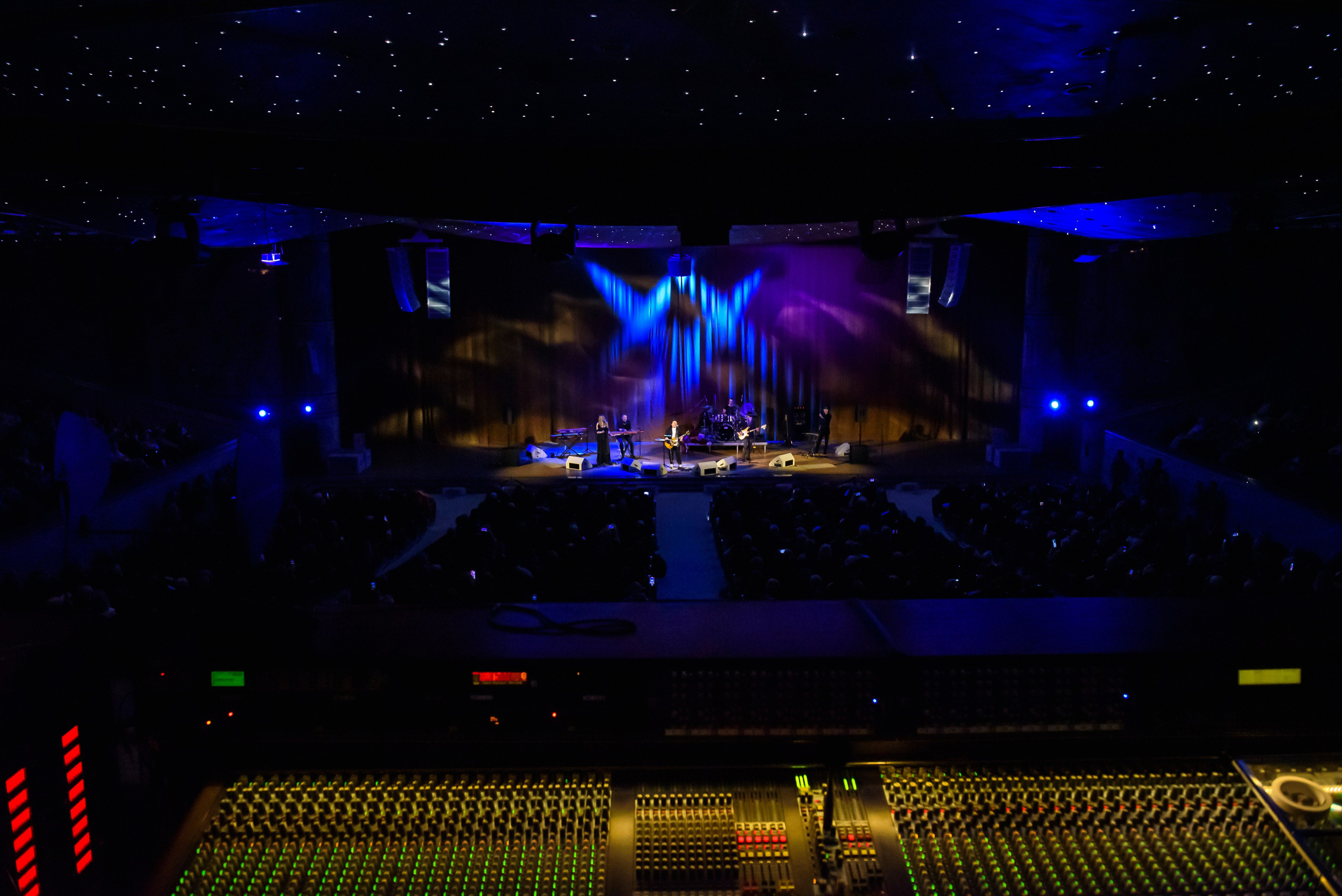 Игорь Саруханов — «Имена на все времена». Бренд-фотограф для экспертов и блогеров в Москве Влада Горбовская
