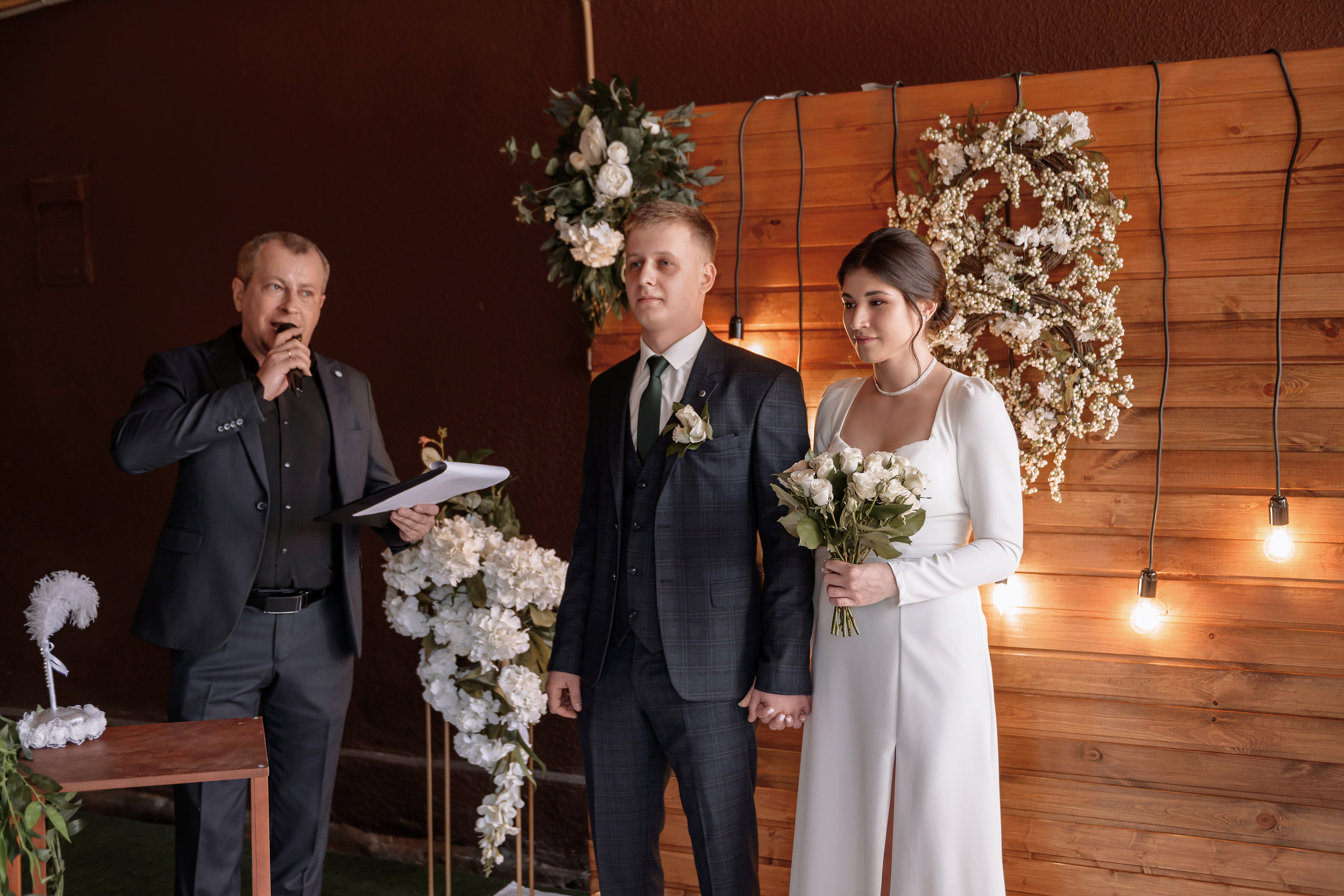 Эдуард и Виктория. Свадебный фотограф Белгород Валуйки Старый Оскол Воронеж