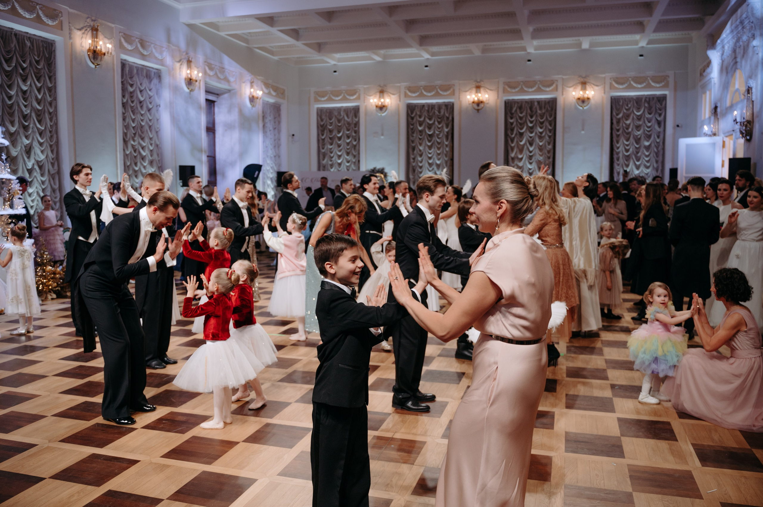 Центральная Балетная Школа зимний бал. Фотограф в Москве Илья Максимов