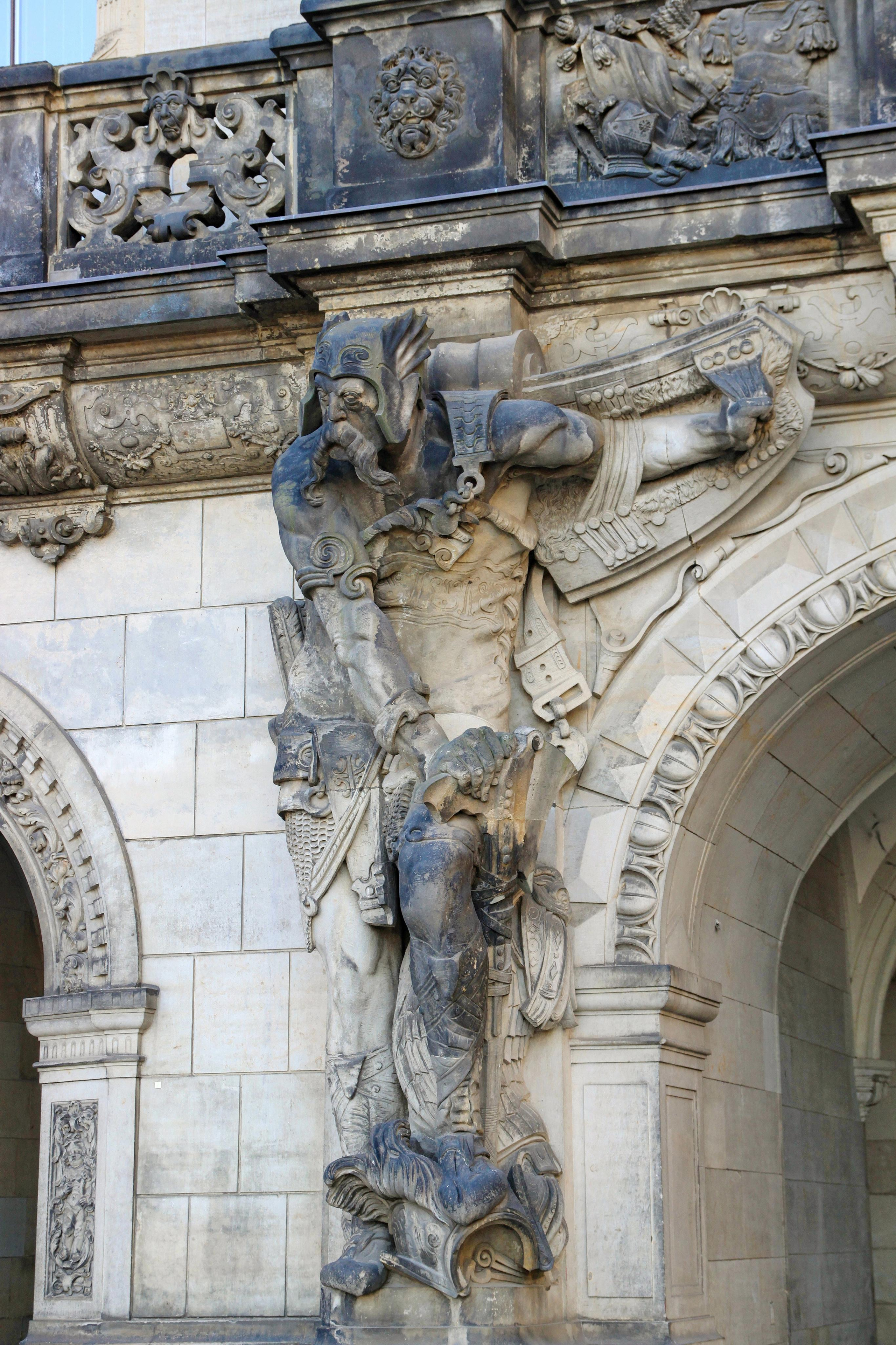 Дрезден. Город старинной архитектуры восстановленной после войны