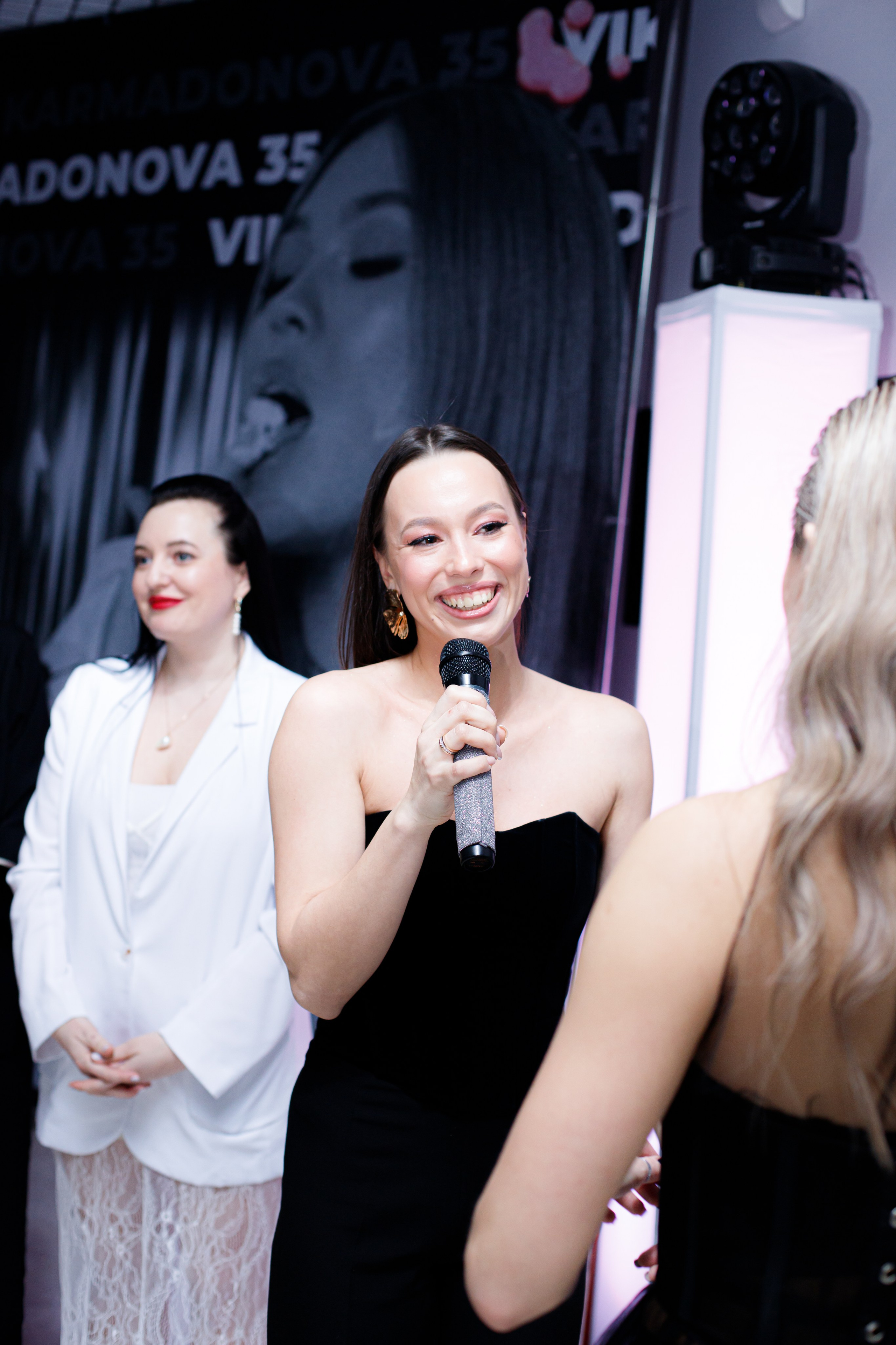 VIKA KARMADONOVA. Photokarish