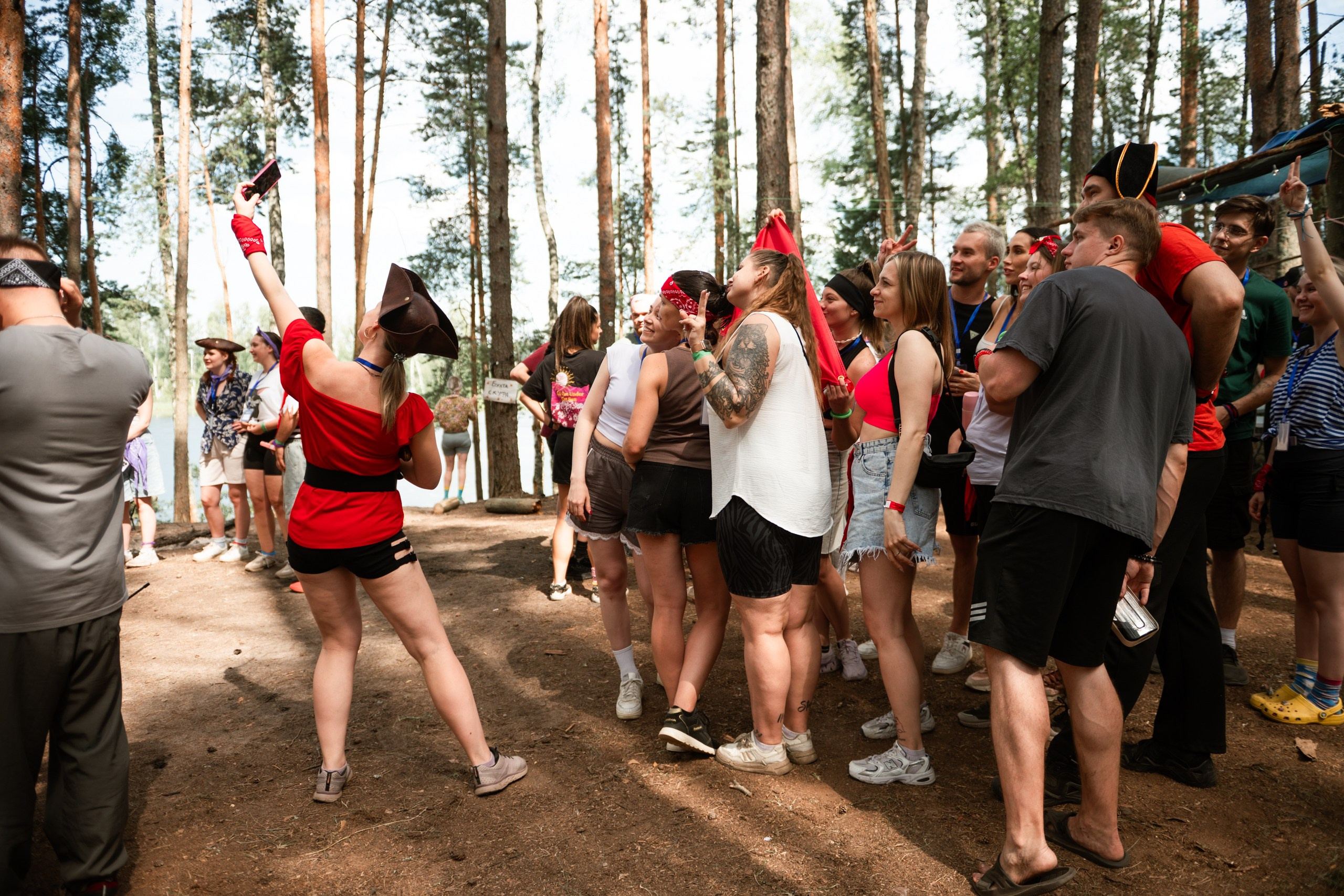 Лагерь пиратов для взрослых на острове на Волге. Фотограф Сергей Красильников