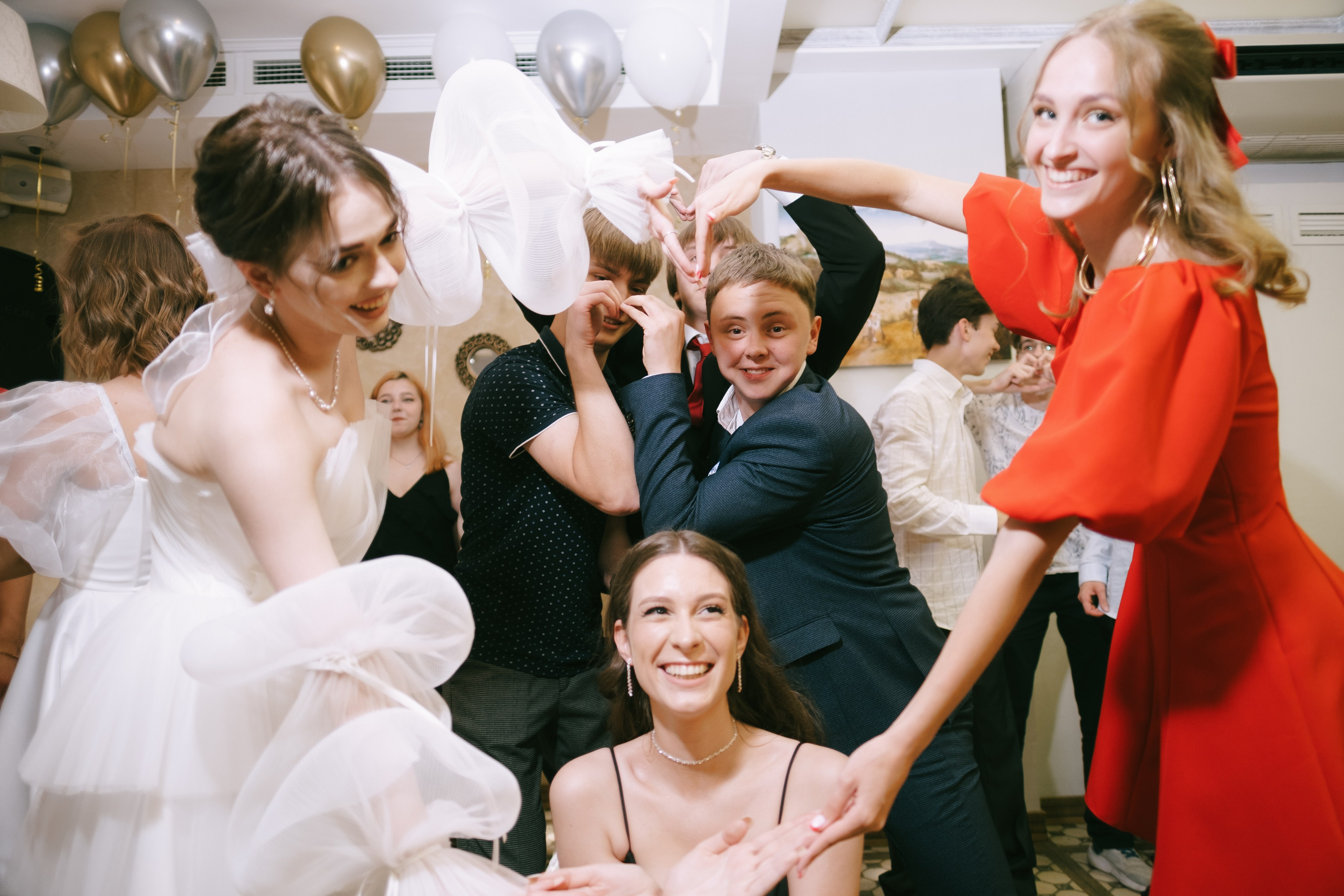 Выпускной школа 33. Свадебный и репортажной фотограф Денис Ожигин в Краснодаре и Краснодарском крае