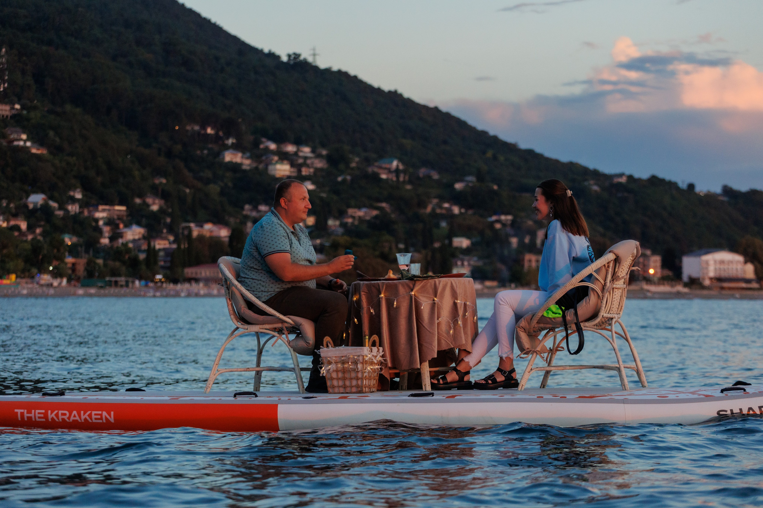 Романтическая съемка на воде. Фотограф в Санкт-Петербурге и Москве Макс Спектор