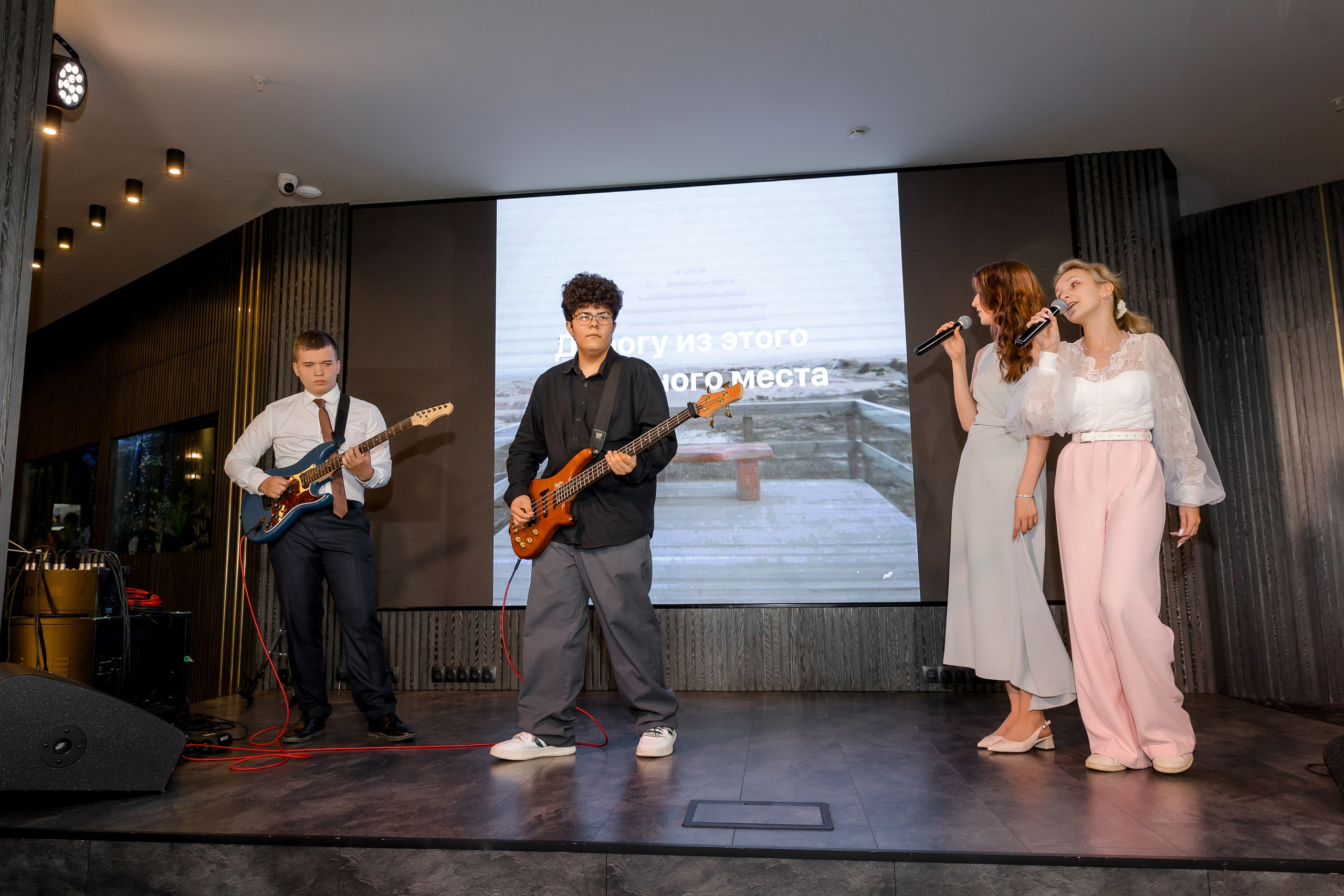 ВЫПУСКНОЙ CHEESERIA-Гимназия 33. Свадебный и семейный фотограф Динар Гильмутдинов