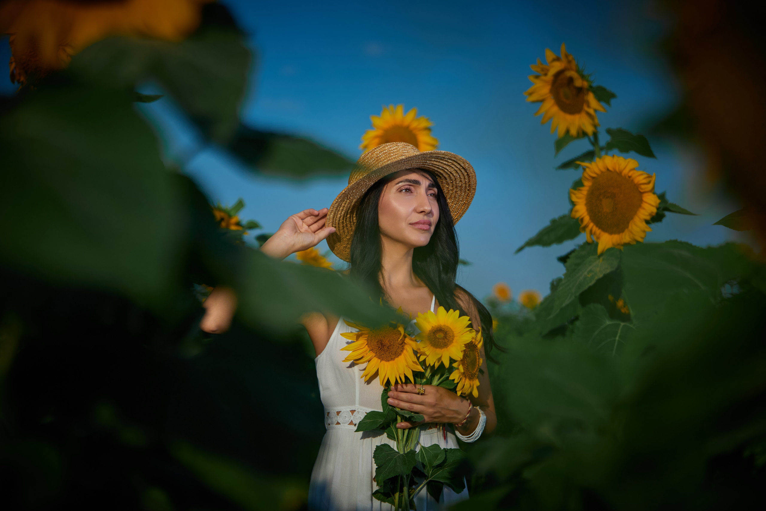 Фотосессия в подсолнухах. Фотограф Наталья Матвеева