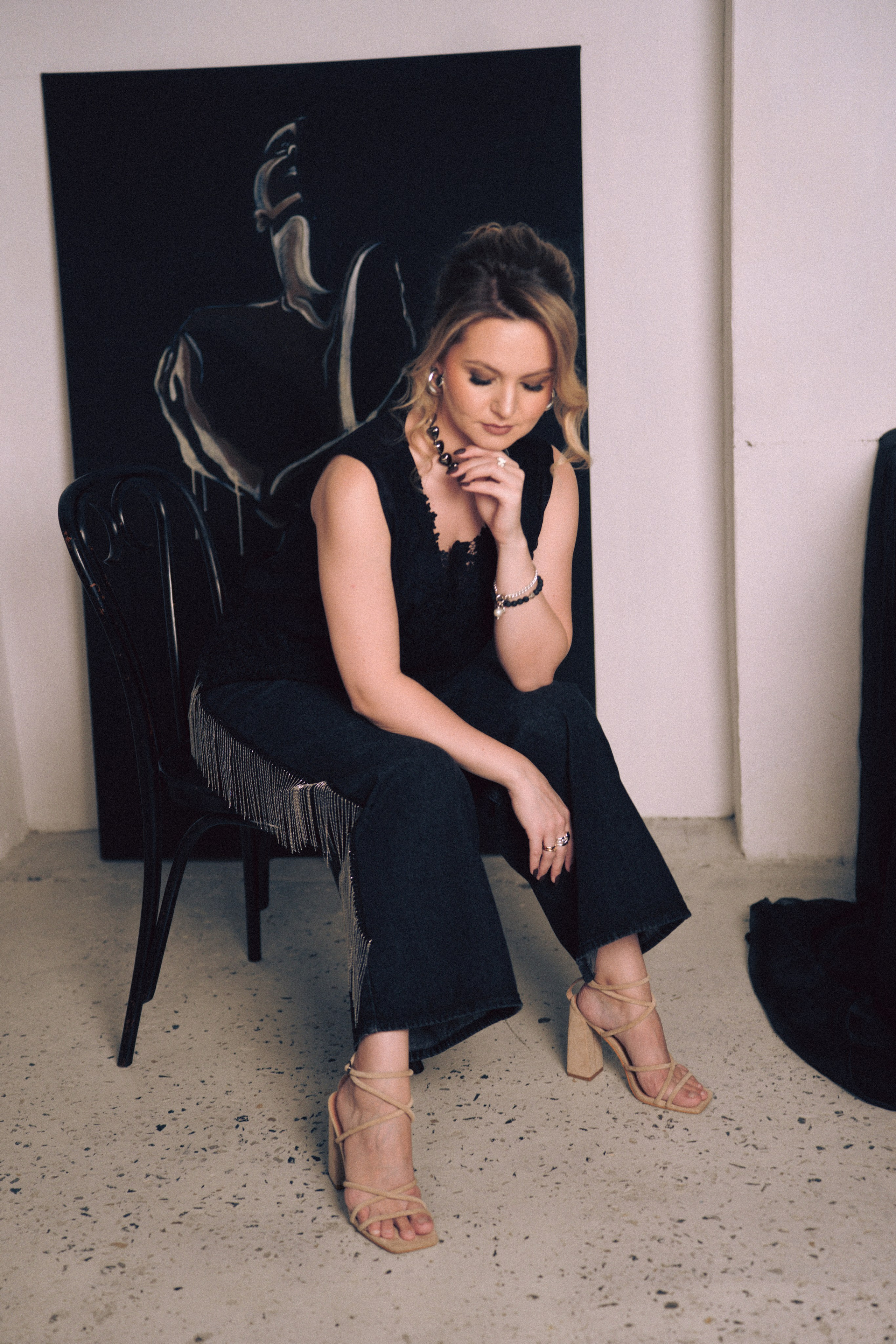 НОВОГОДНЯЯ ФОТОСЕСИИЯ В СТУДИИ ДЛЯ ДЕВУШКИ И ПРОГУЛКА ПО ЧЕРНЫШЕВСКОЙ. Профессиональный фотограф, Санкт-Петербург — Виктория Богомолова