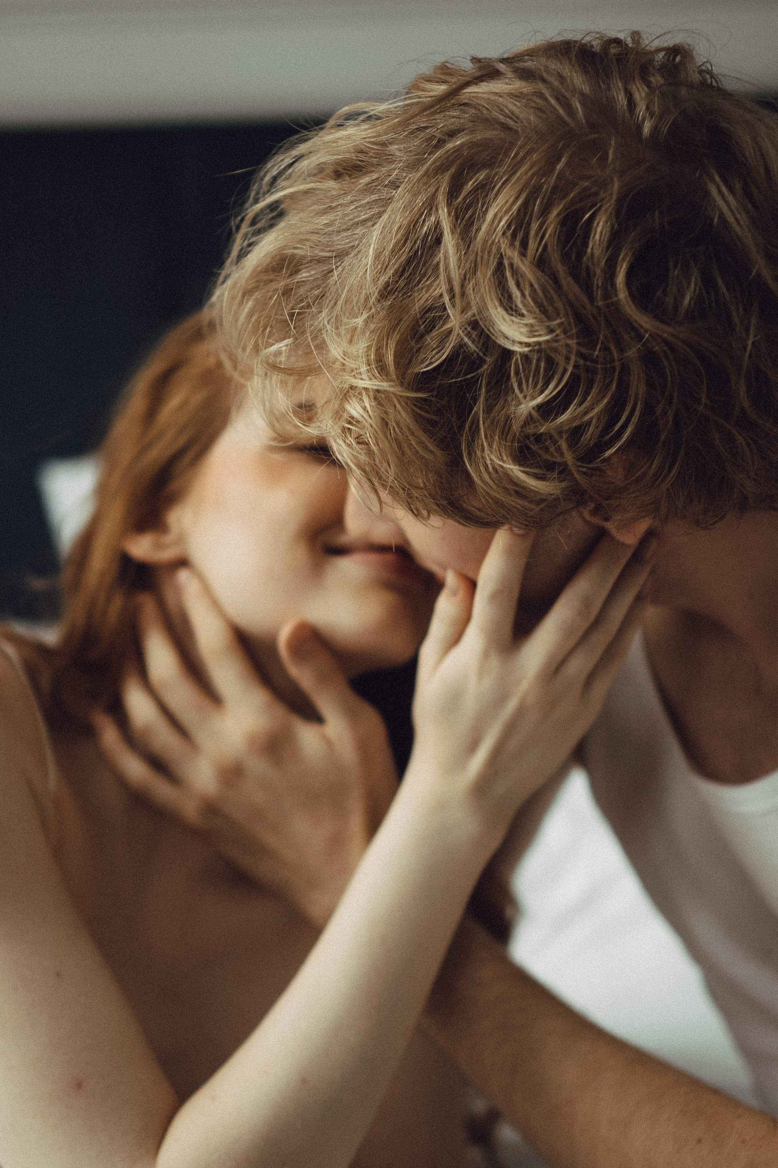 СВАДЕБНАЯ СЬЕМКА В ОТЕЛЕ. СБОРЫ ЖЕНИХА И НЕВЕСТЫ И ТАКЖЕ ТОР И ПОДГОТОВКА К ПРОГУЛКЕ. Профессиональный фотограф, Санкт-Петербург — Виктория Богомолова