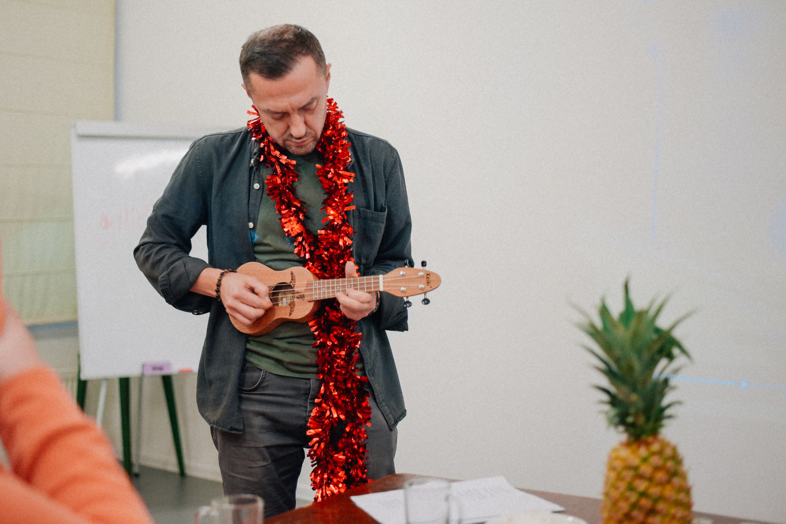 ЧТО ТЫ МЕЛЕШь Вечер вьетнамского караоке. Фотограф Лола Волна, город Москва