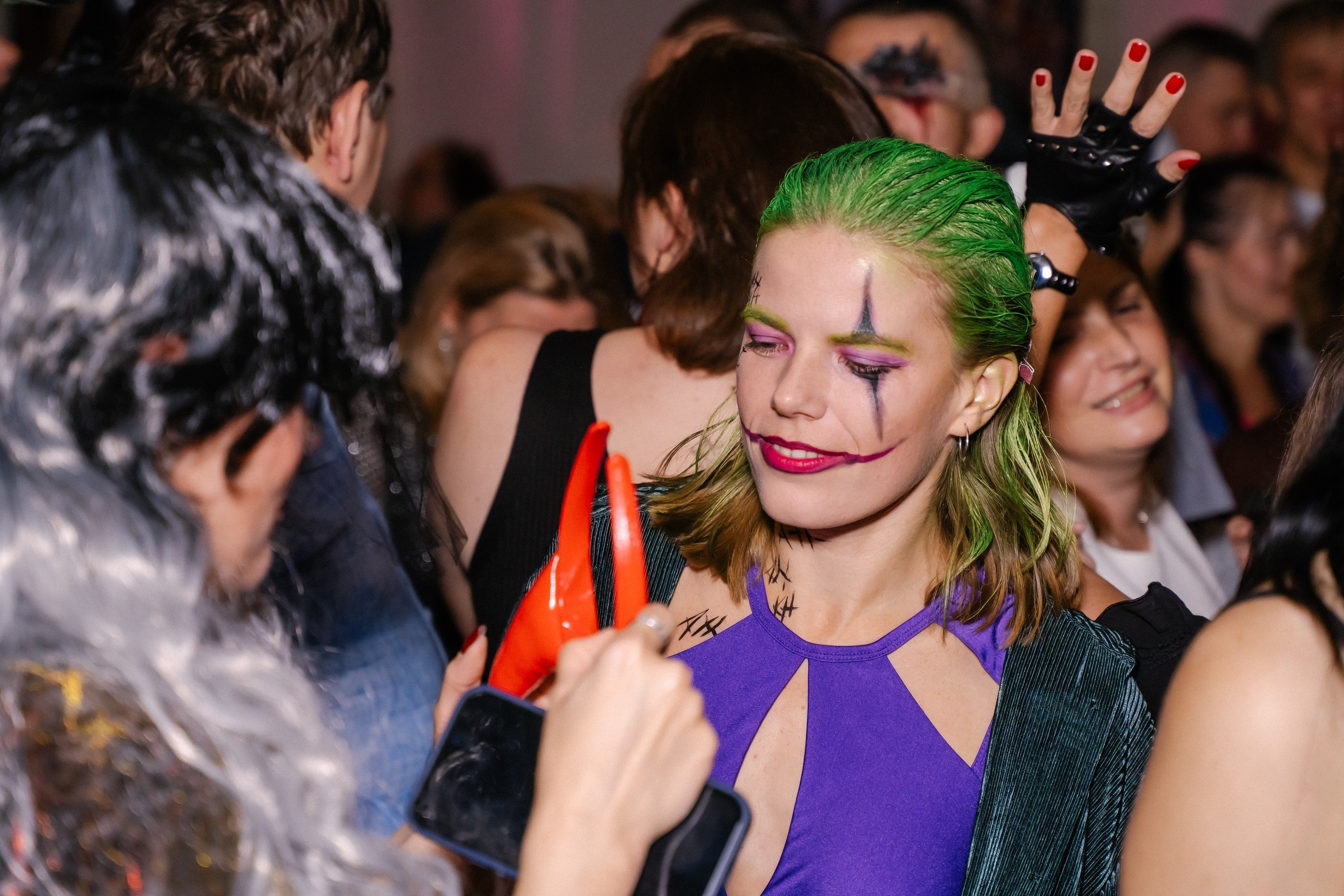 Зловещие попотрясы. Клубная вечеринка | 02.11.24. Галерея Фантим