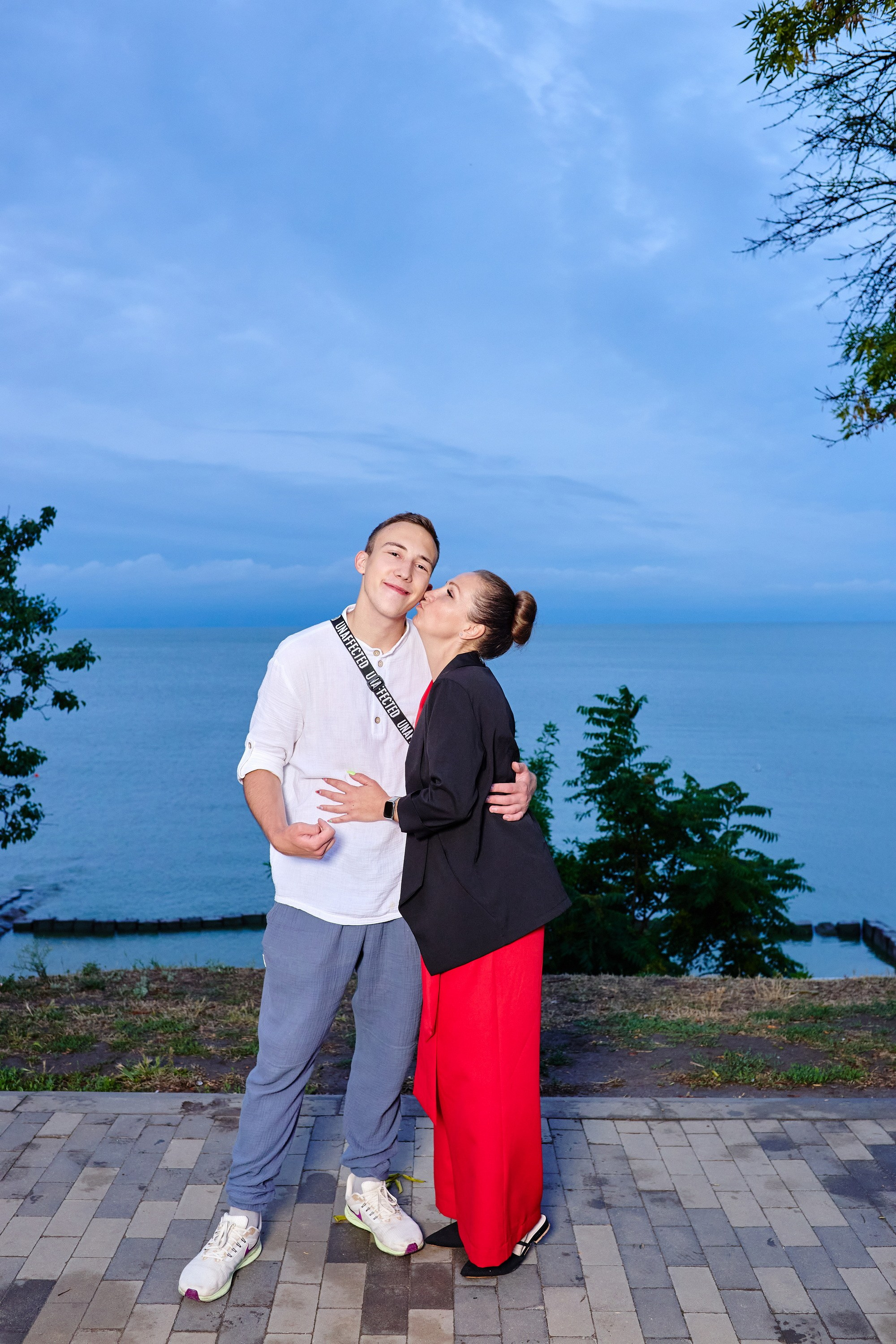 Выпускной 35 Сош. Фотограф Выпускные альбомы Таганрог Сергей Коробченко