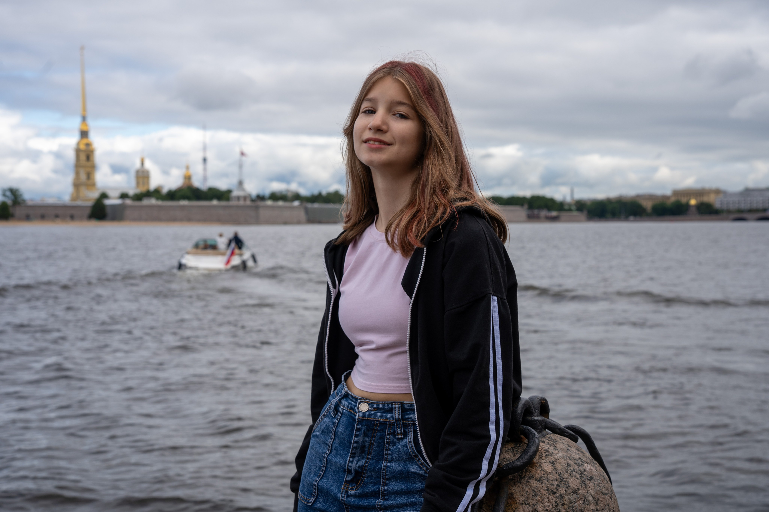 Семейная фотосессия по достопримечательностям Питера. Студийный и портретный фотограф в САНКТ-ПЕТЕРБУРГЕИрина Махаон