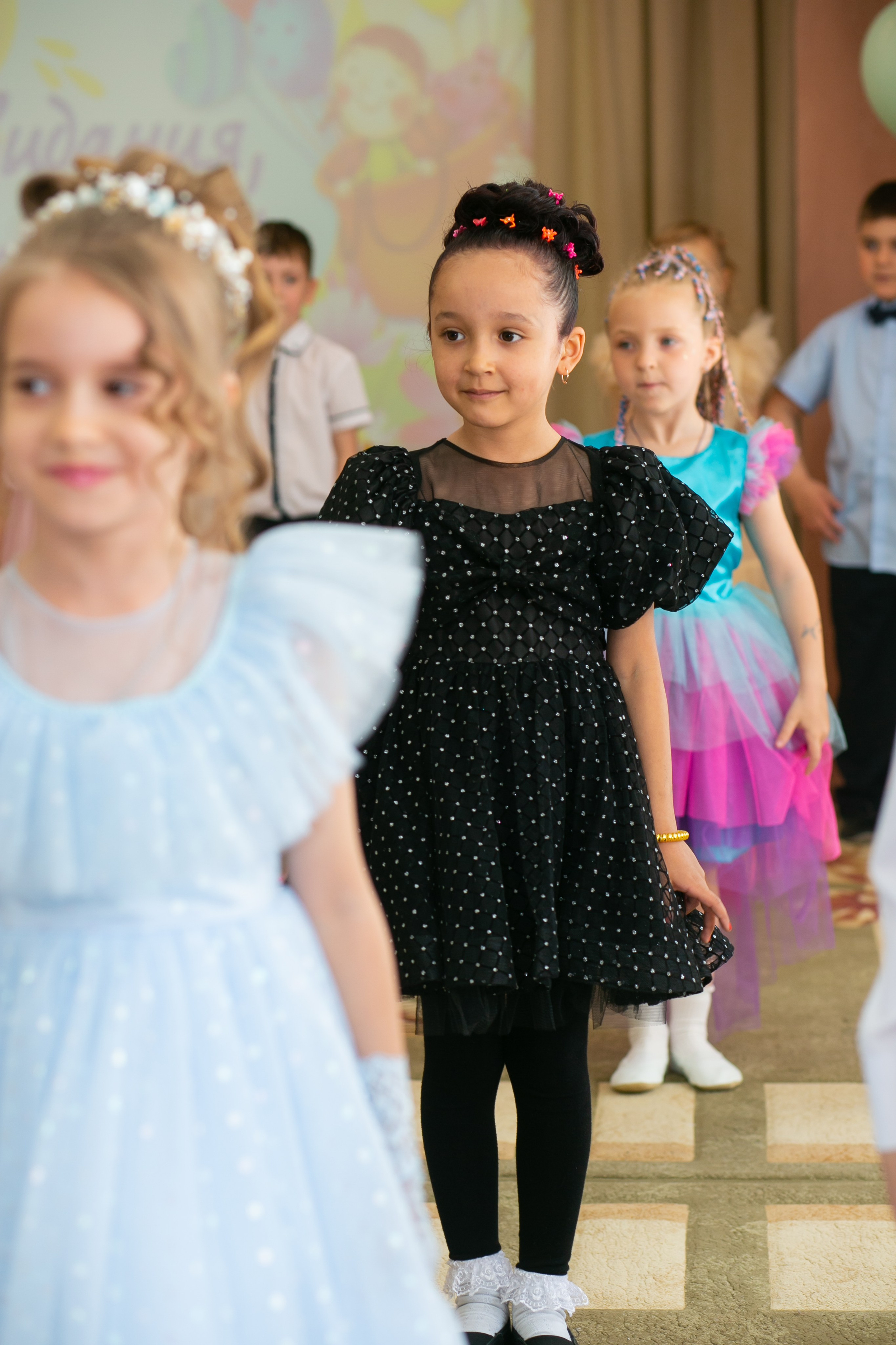 Выпускные и Утренники. Фотограф новорожденных и семейный фотограф НСО г. Бердск Марина Львова