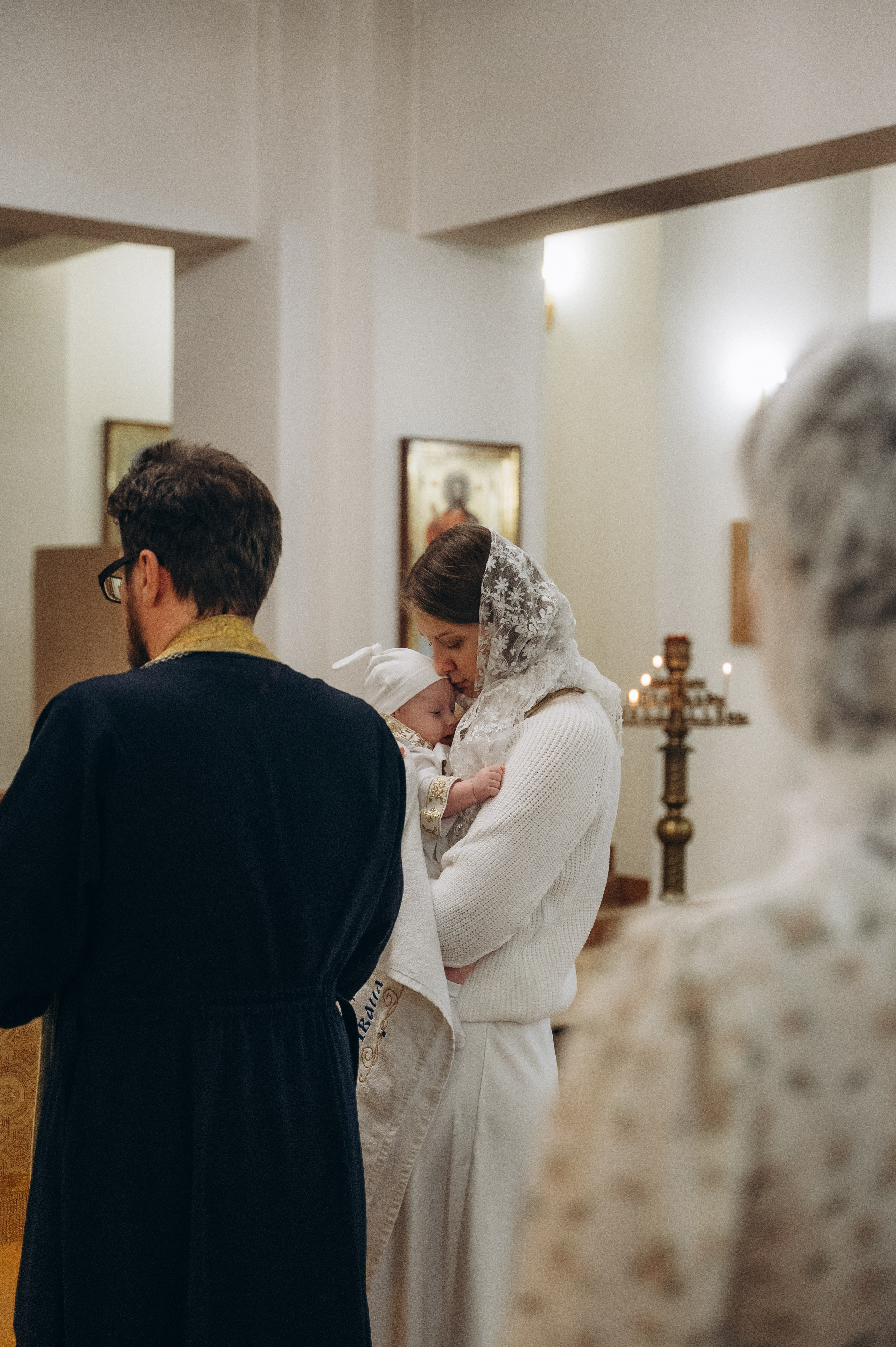 Крещение Ивана конф (Храм в честь святых мучениц Веры, Надежды, Любови и матери их Софии, нижний храм). Семейный фотограф в Минске Дарья Дреко