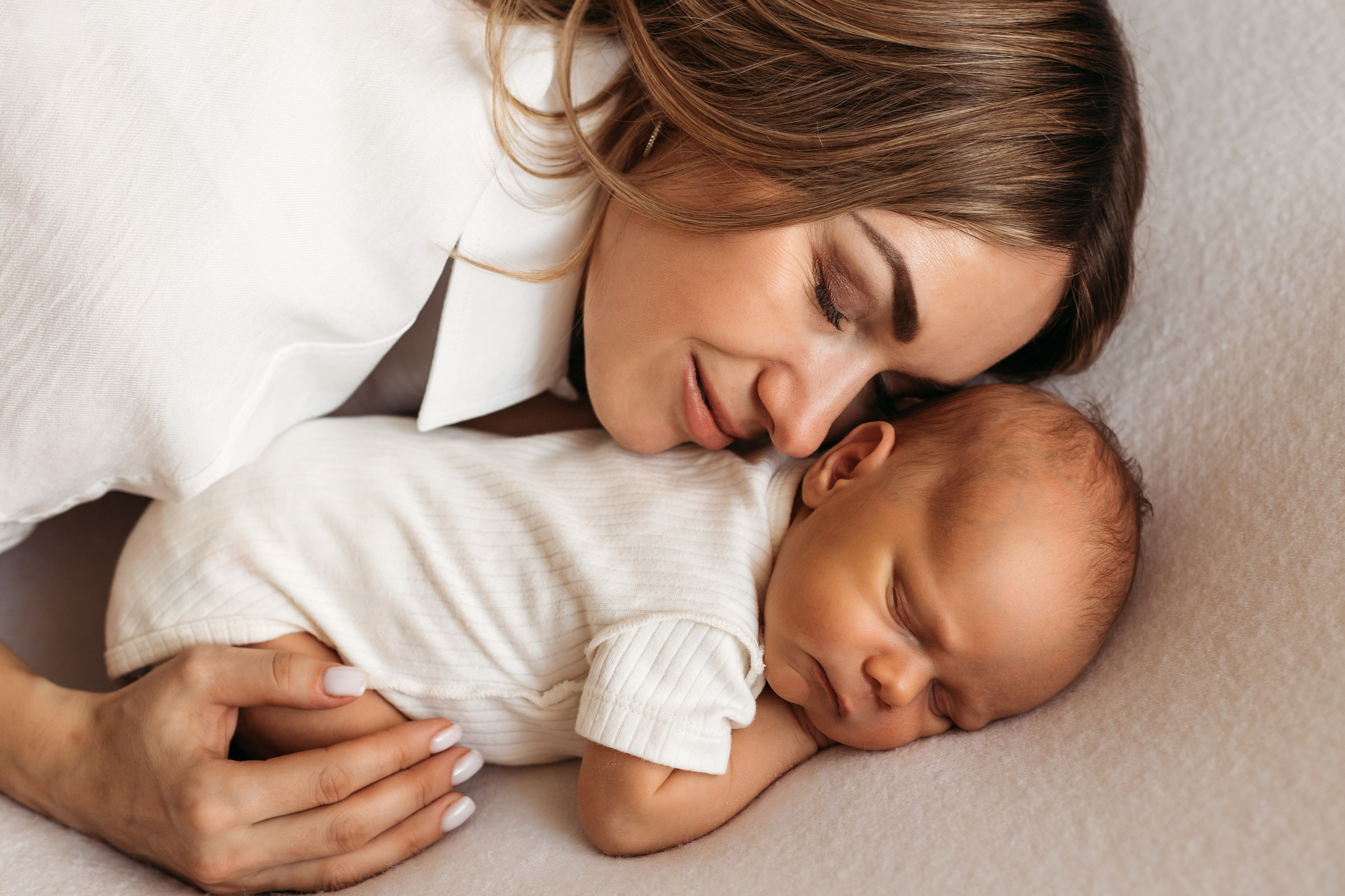 Лёва с семьей 🤍. Фотограф Новорожденных в Москве Илона Шубина