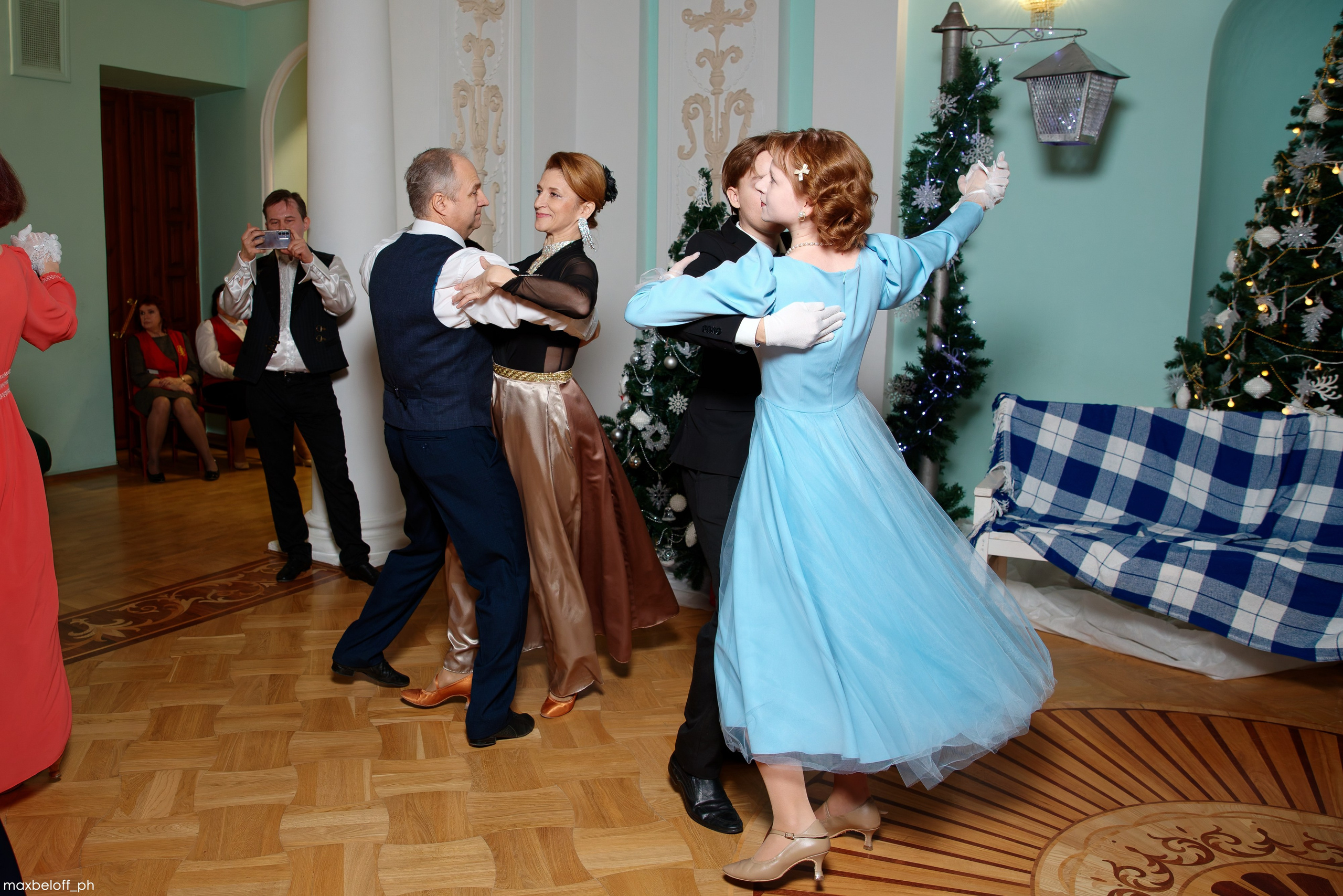 Рождественский бал. Семейный фотограф — Макс Белогрудов